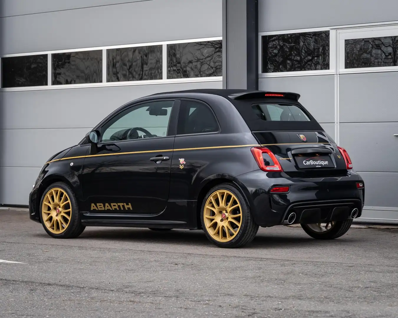 Abarth 595C 1.4 T-Jet Abarth Scorpioneoro 165pk I Beats I Carp Чорний - 2