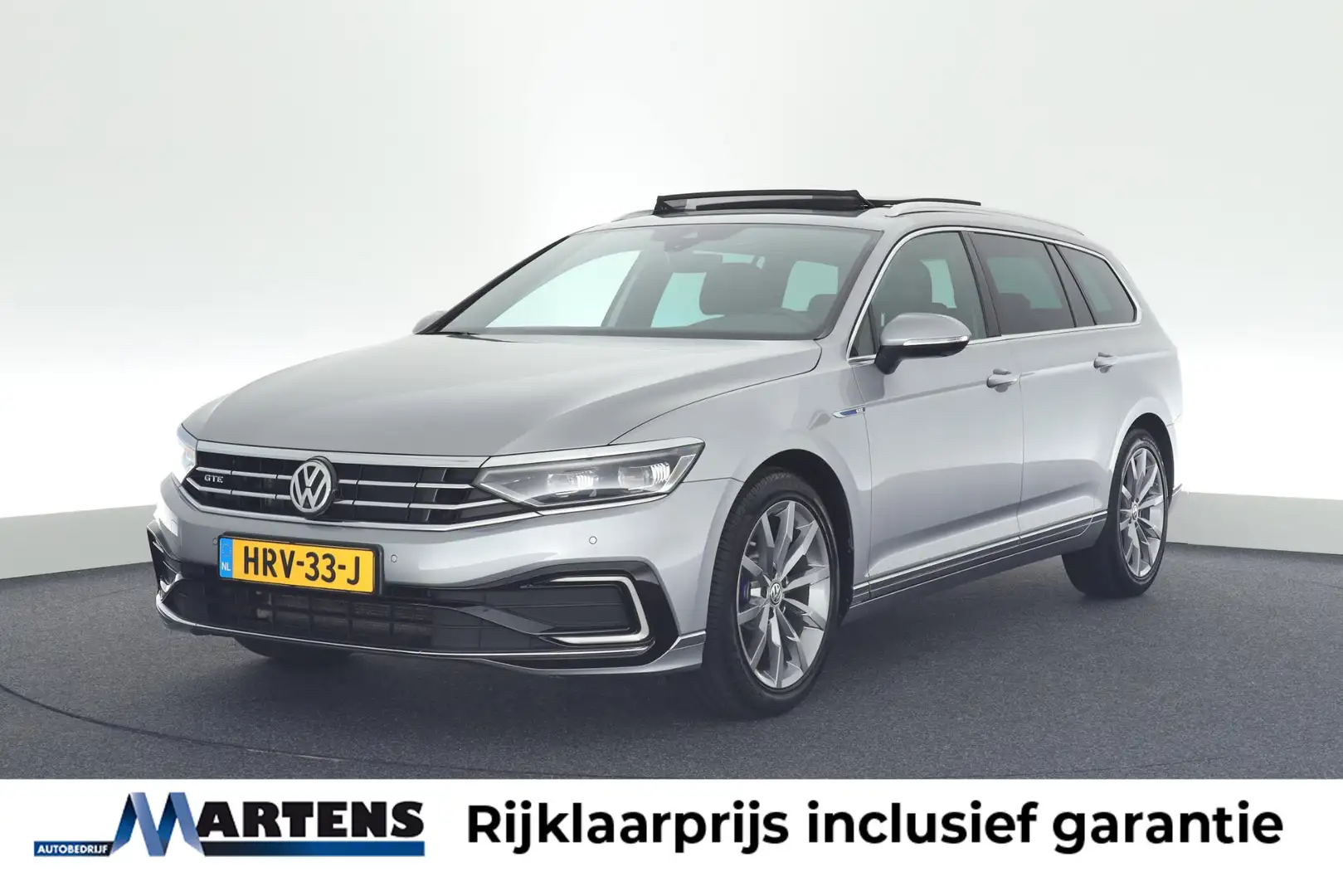 Volkswagen Passat Variant 1.4 TSI 218pk PHEV GTE Business Trekhaak 360Camera Grijs - 1