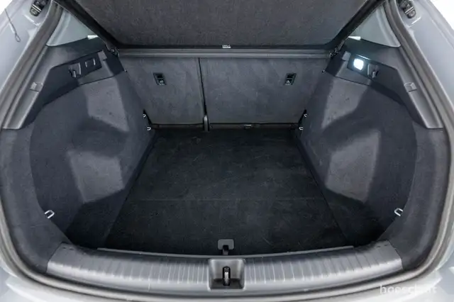 Audi Q4 E-Tron view 8