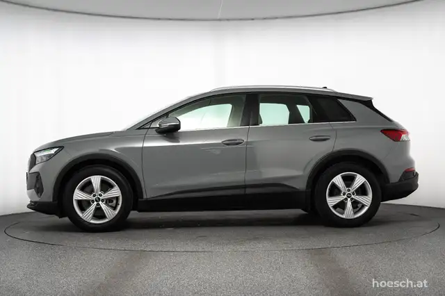 Audi Q4 E-Tron view 3