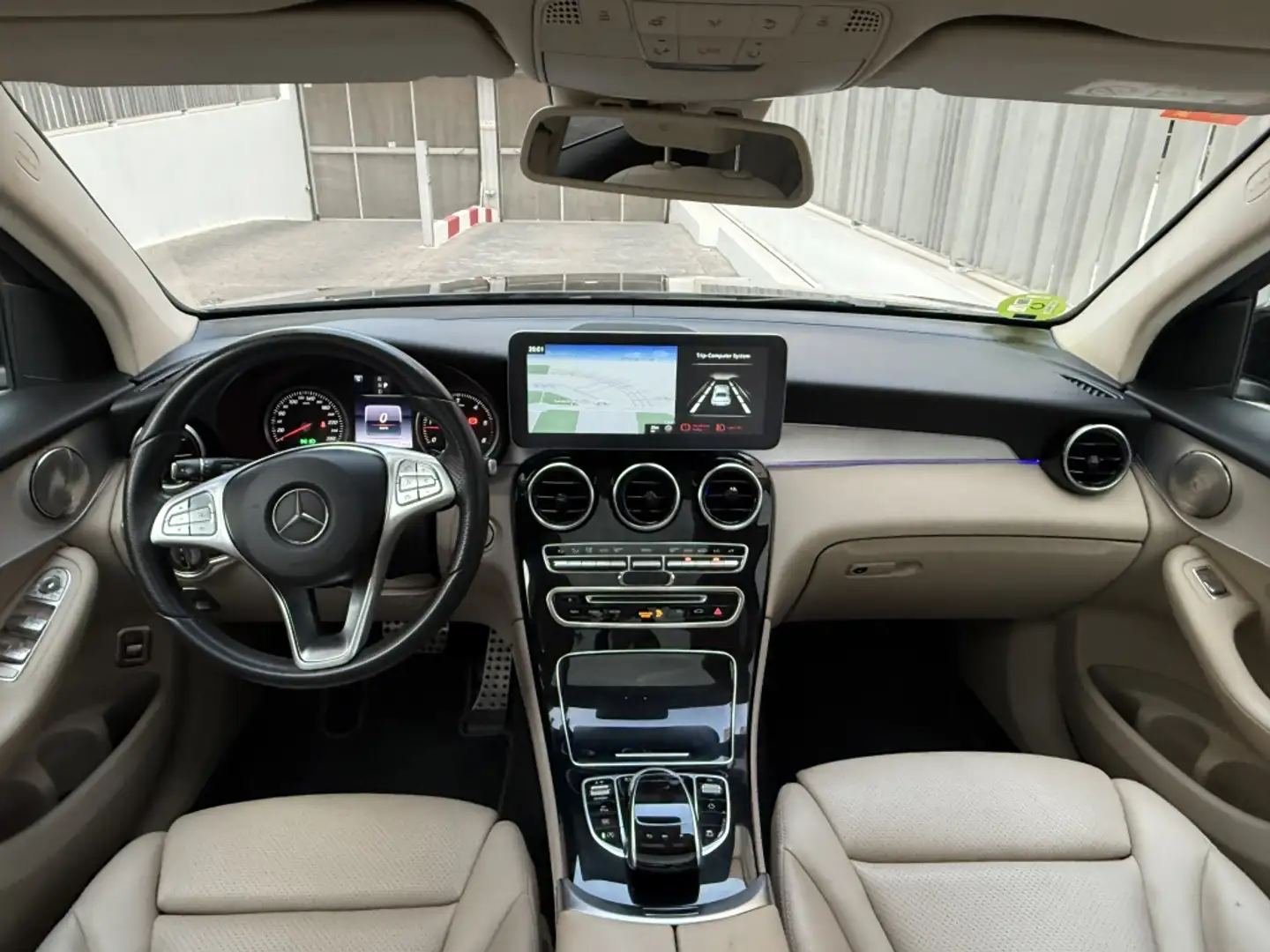 Mercedes-Benz GLC 220 220d 4Matic Aut. Schwarz - 2