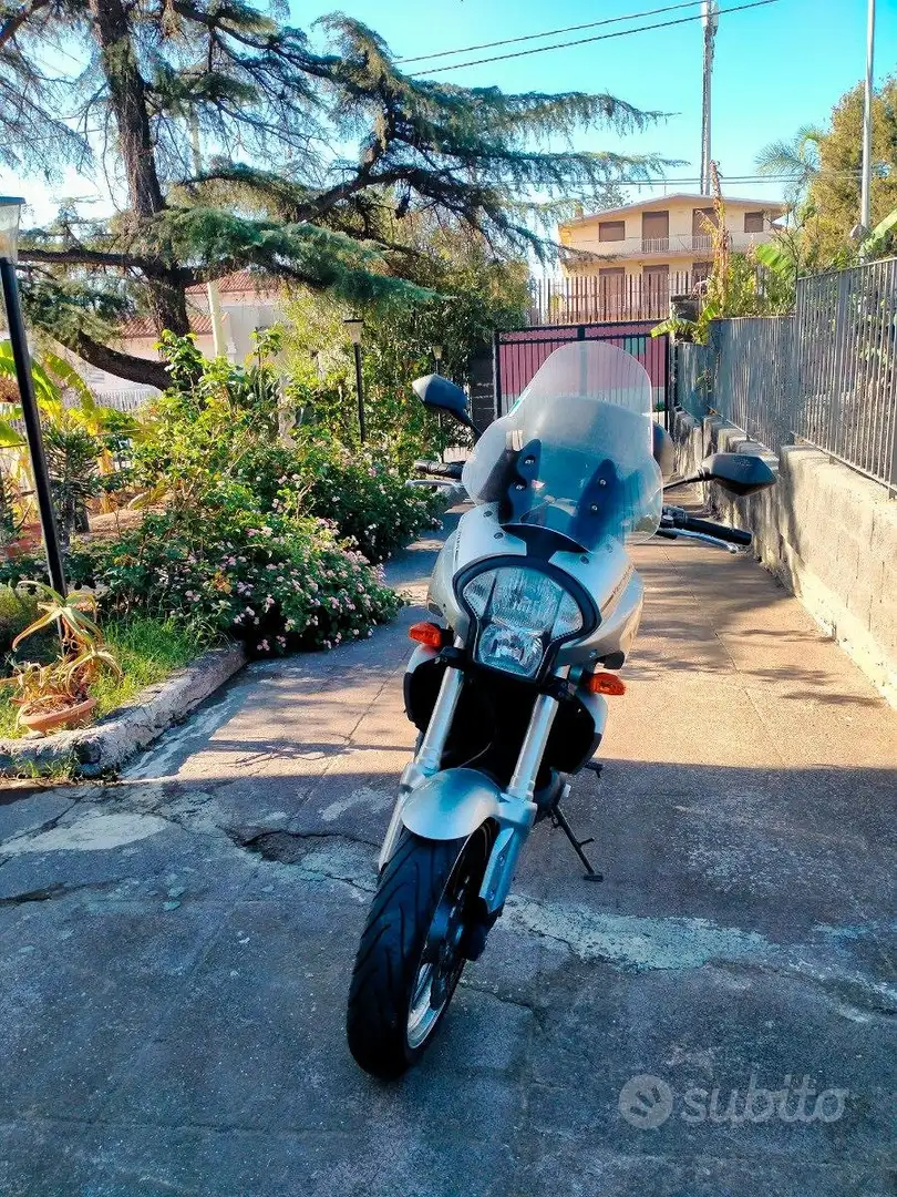 Kawasaki Versys 650 Argintiu - 1
