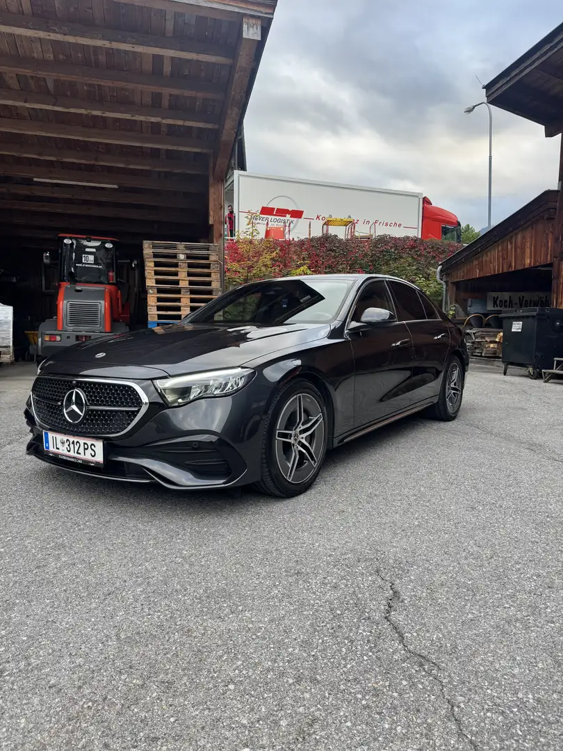 Mercedes-Benz E 220 220d W214 AMG-Line - 2