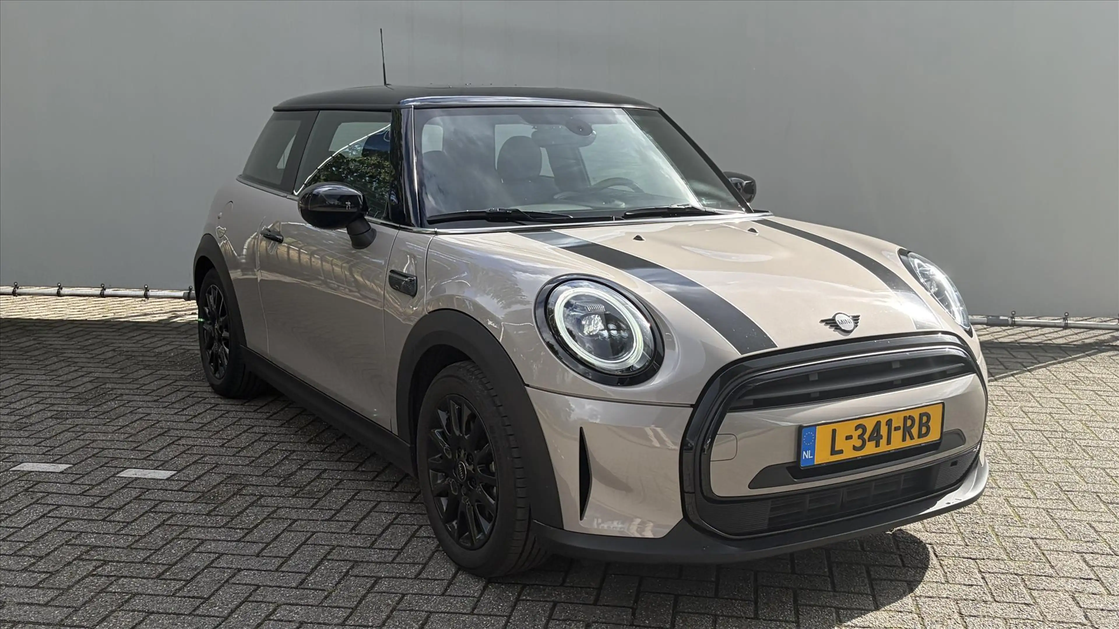 MINI Cooper Mini 3-Deurs (f56) 1.5 136pk l Automaat l Schuifka — photo 13