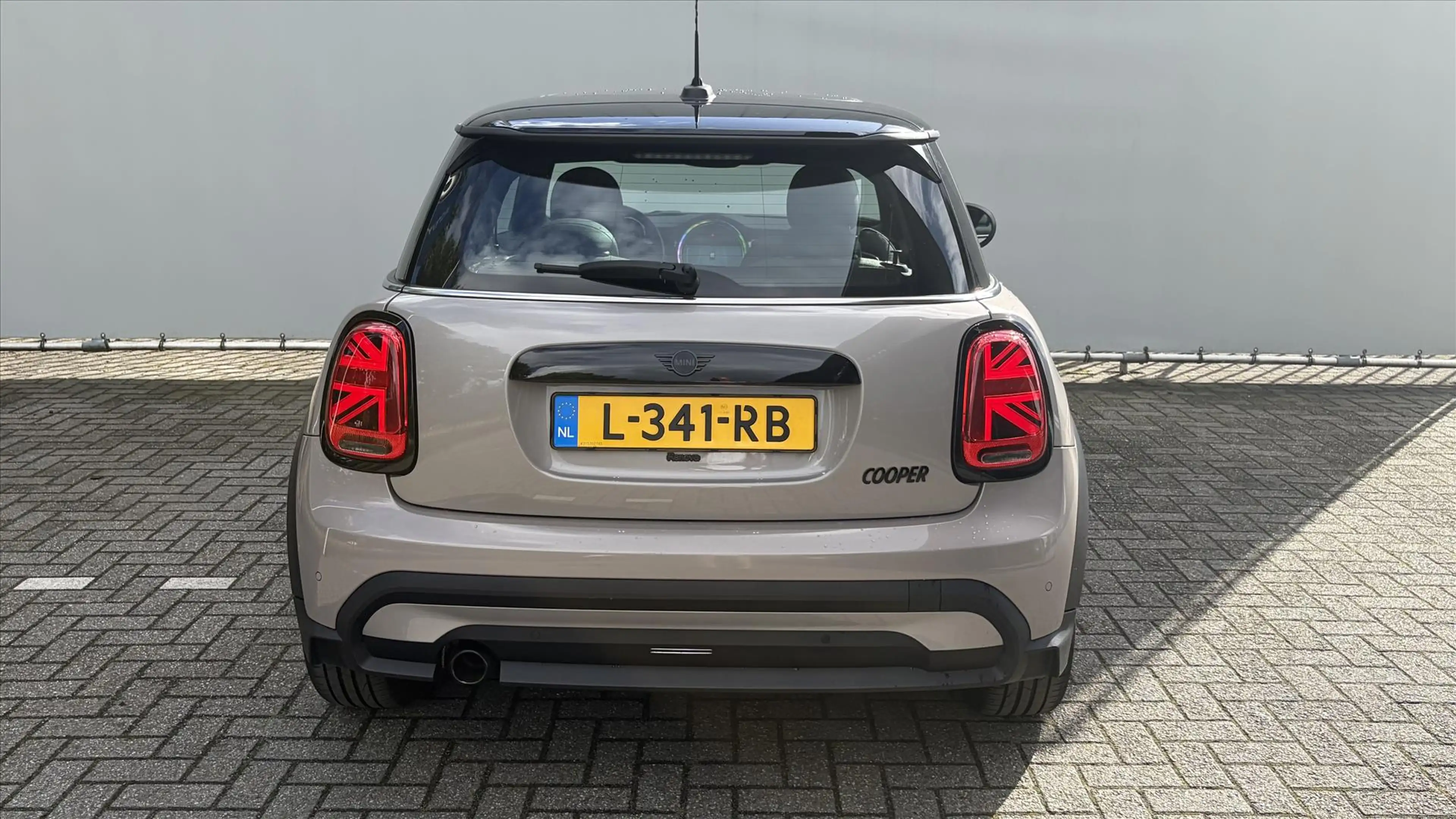 MINI Cooper Mini 3-Deurs (f56) 1.5 136pk l Automaat l Schuifka — photo 10