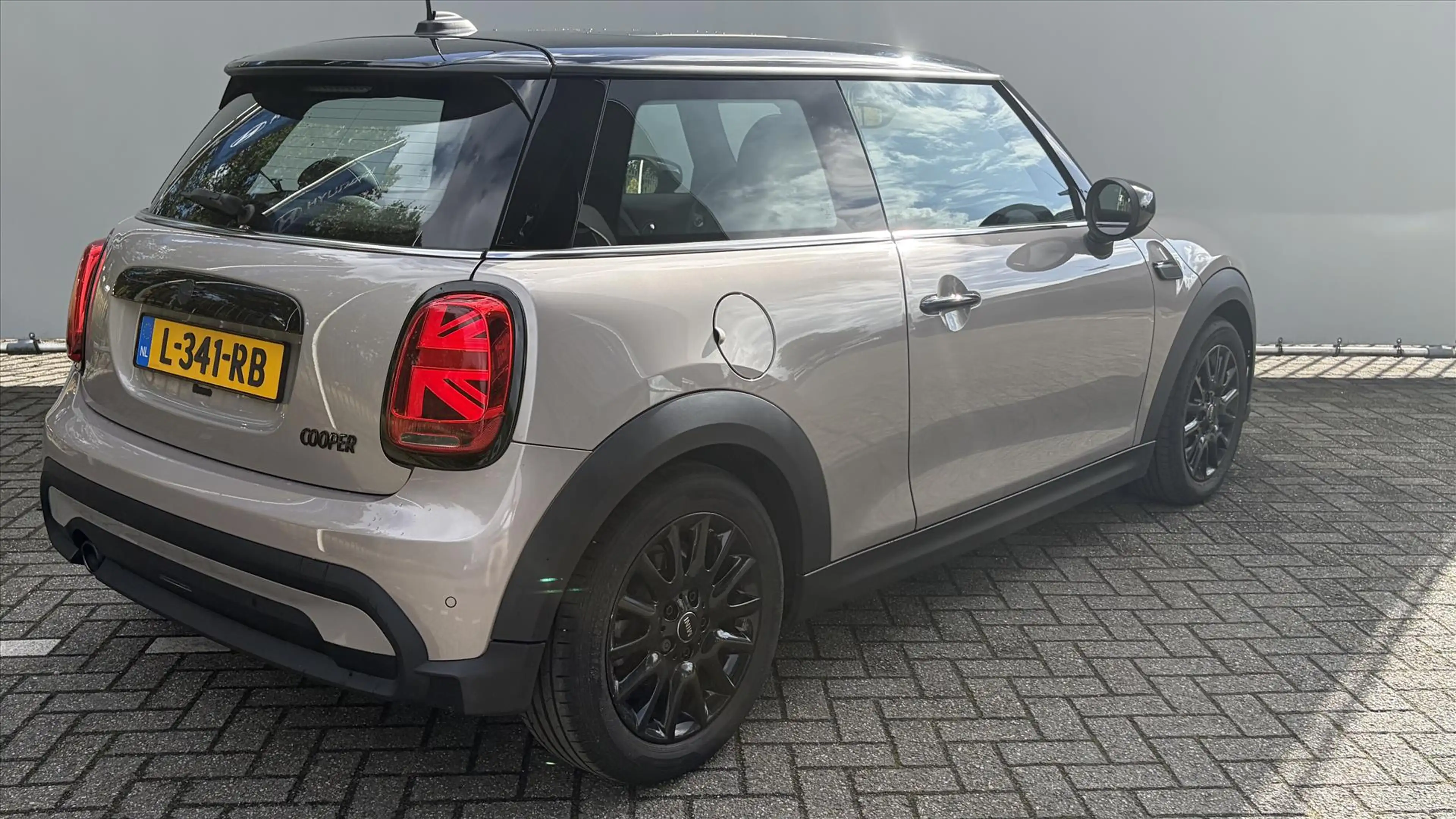 MINI Cooper Mini 3-Deurs (f56) 1.5 136pk l Automaat l Schuifka — photo 11