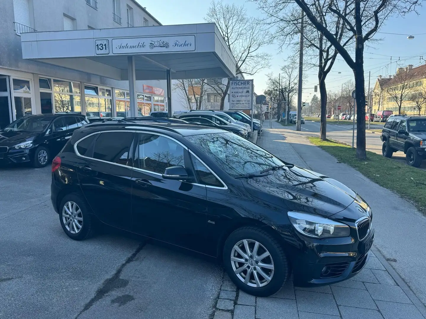 BMW 218 d ActiveTourer SportLine+Klimaaut/Navi/SHZ/PDC/SH+ Negro - 1