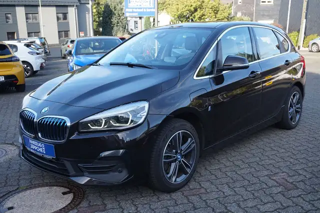 BMW 225 2 Active Tourer 225 xe Sport Line Schiebed.