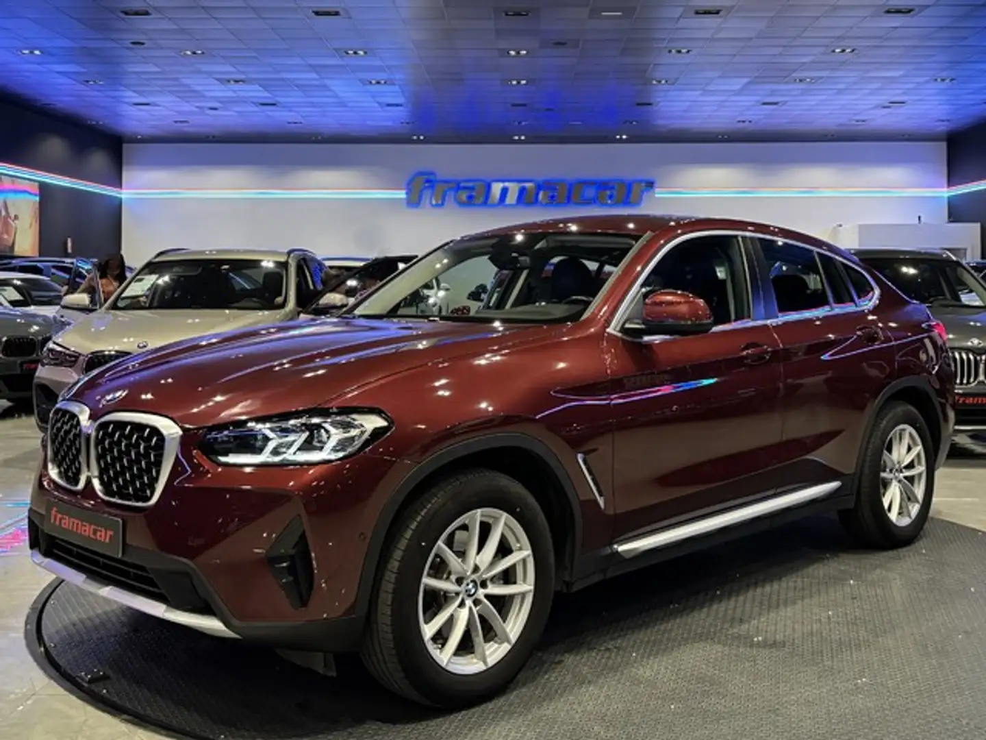 BMW X4 xDrive 20dA xLine Rojo - 1