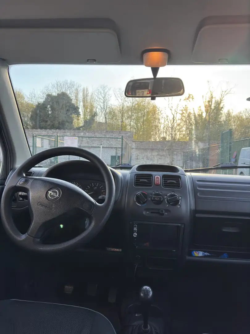 Opel Agila 1.2 16 V Comfort - 2