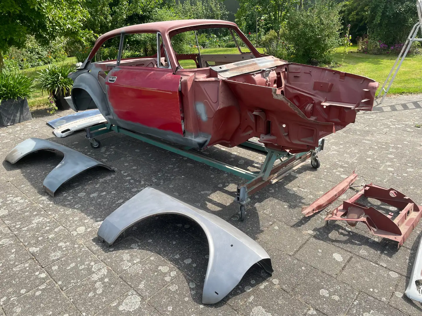 Alfa Romeo 2000 2000 GTV ‘73 restauratie project NOS plaatwerk Bleu - 1
