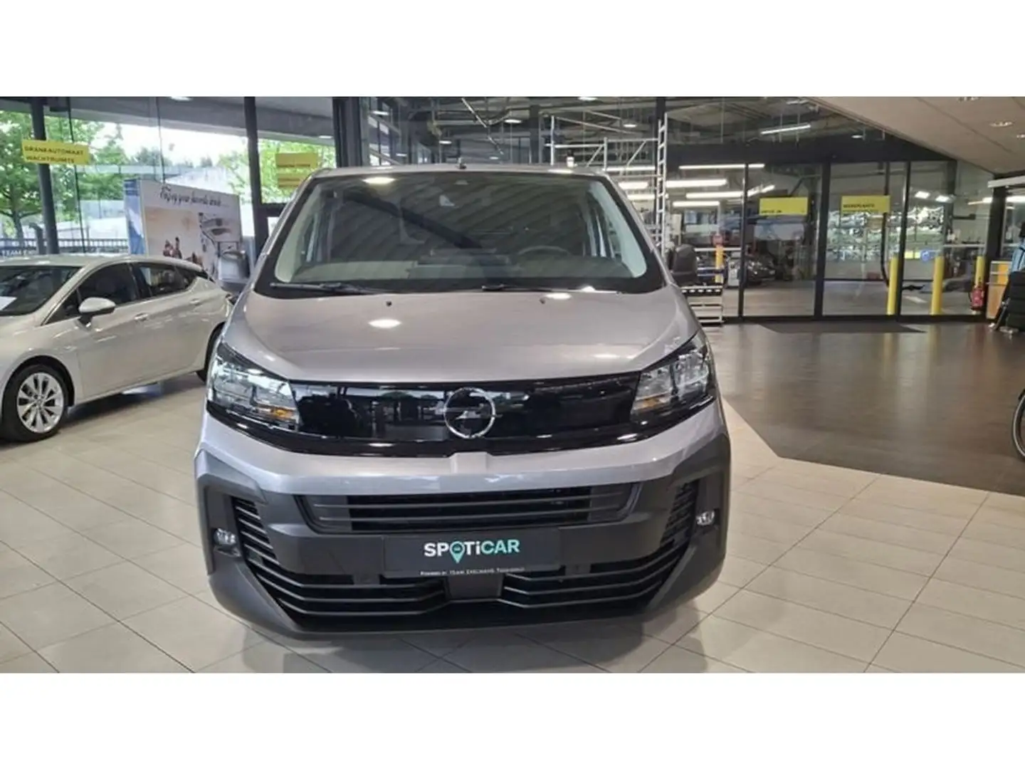 Opel Vivaro Van L3H1 Zwart - 2