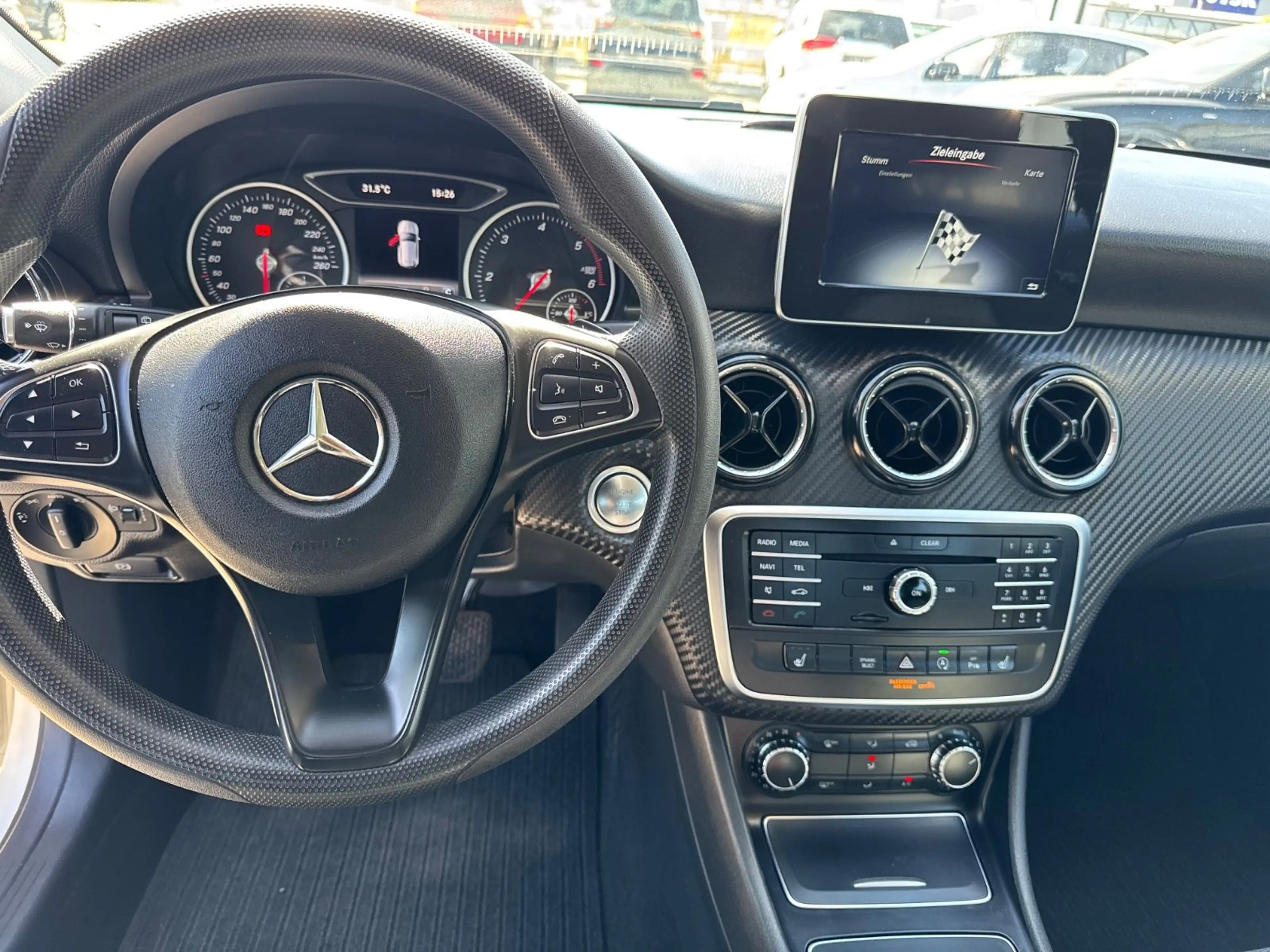 Mercedes-Benz GLA 200 GLA GLA 200 CDI / d — photo 8