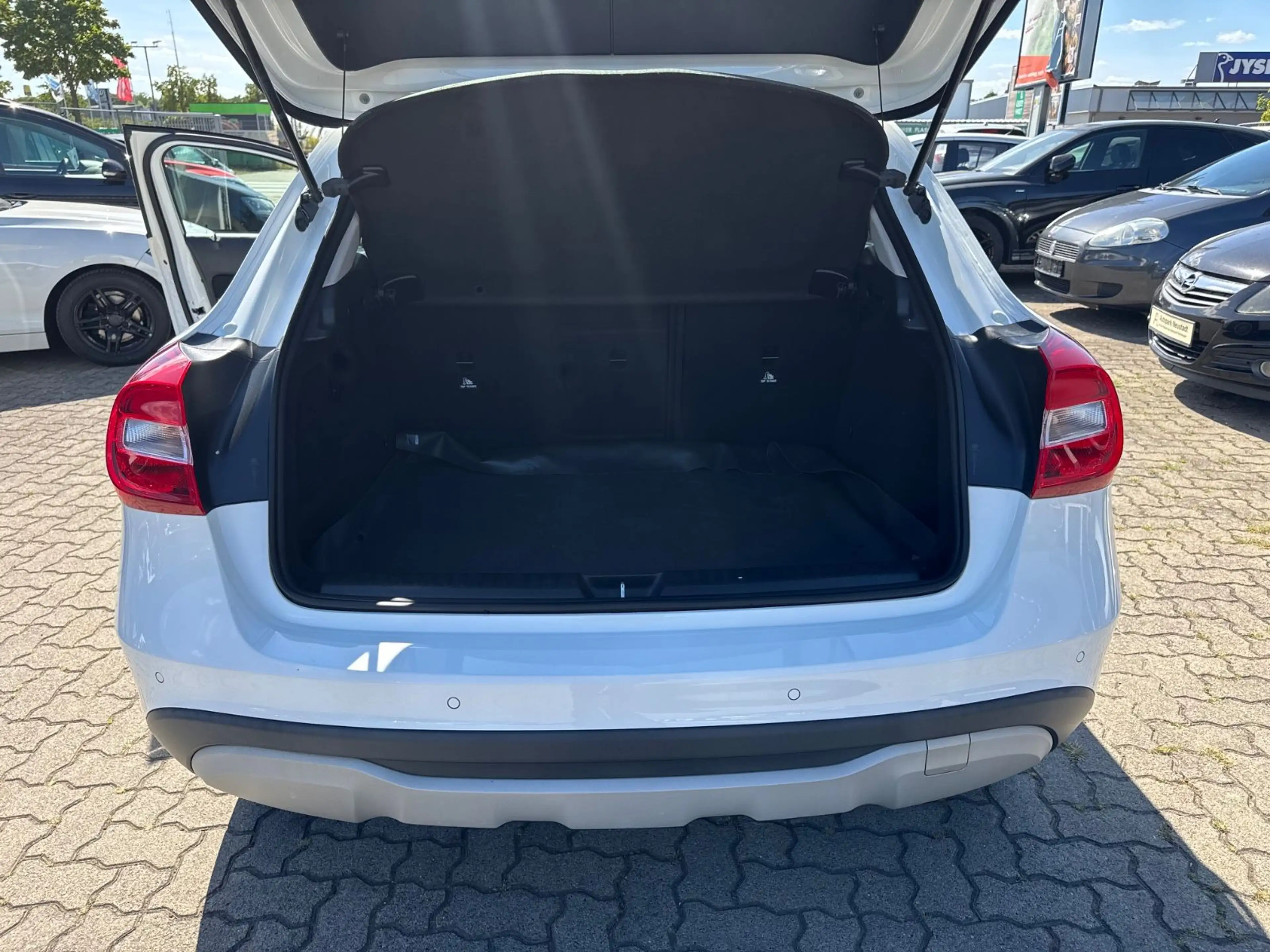 Mercedes-Benz GLA 200 GLA GLA 200 CDI / d — photo 10