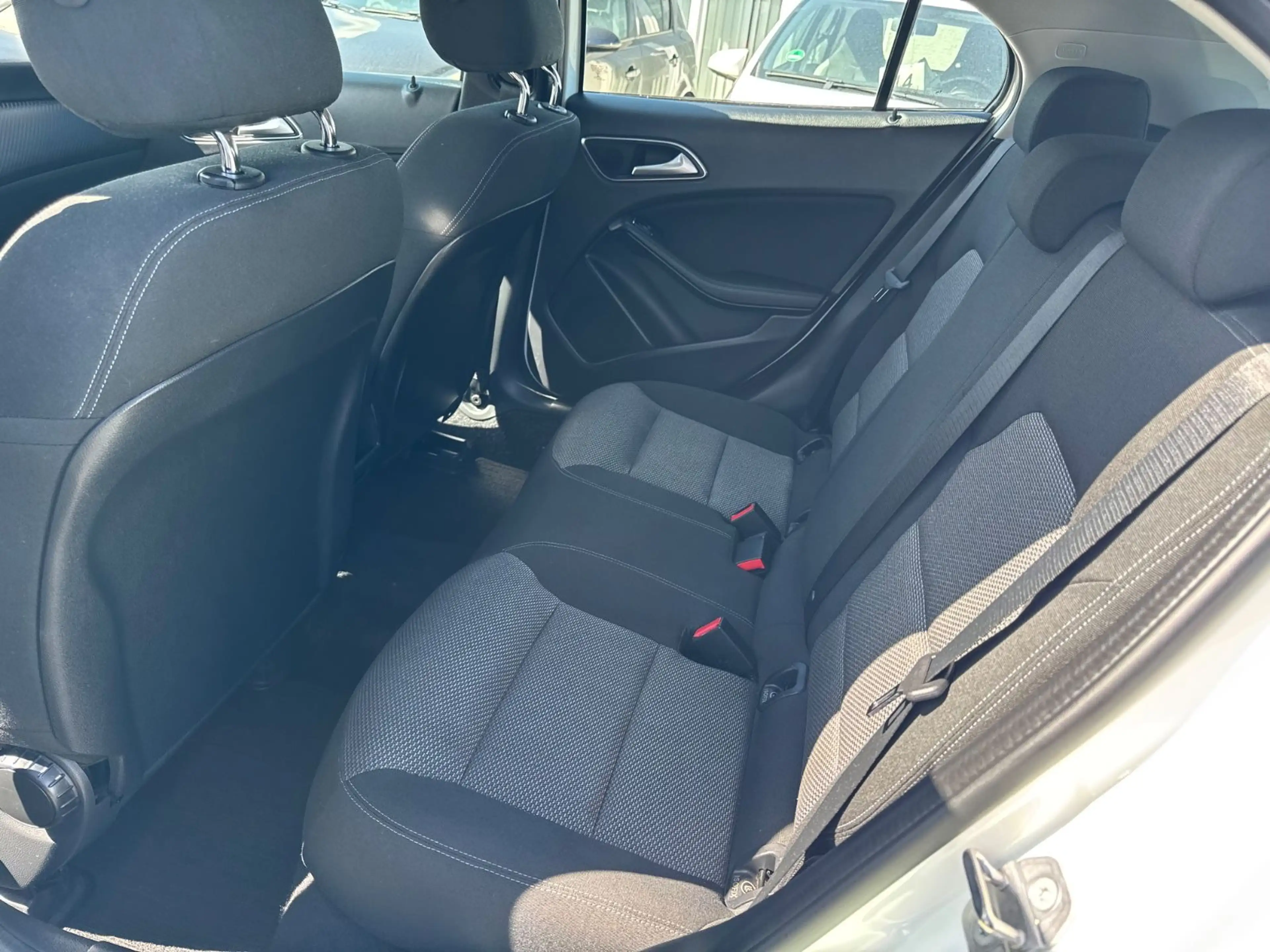 Mercedes-Benz GLA 200 GLA GLA 200 CDI / d — photo 9