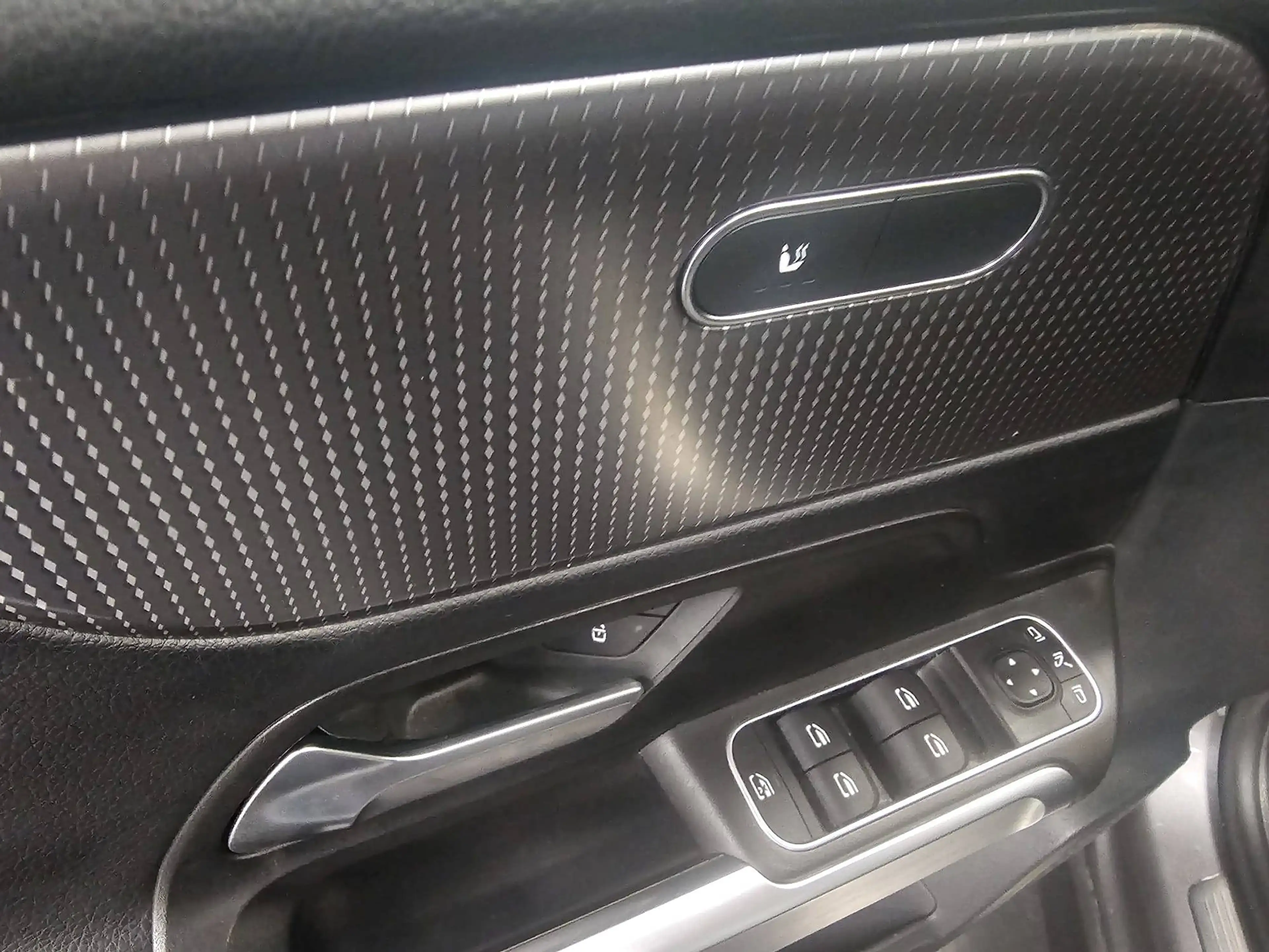 Mercedes-Benz GLB 180 GLB 180 Business Line — photo 6