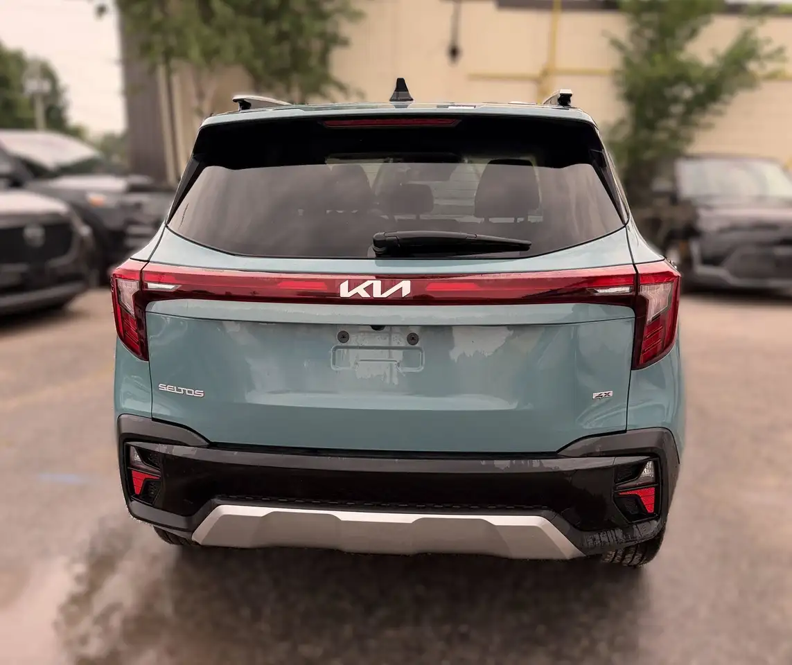 Kia Seltos photo Kia Seltos