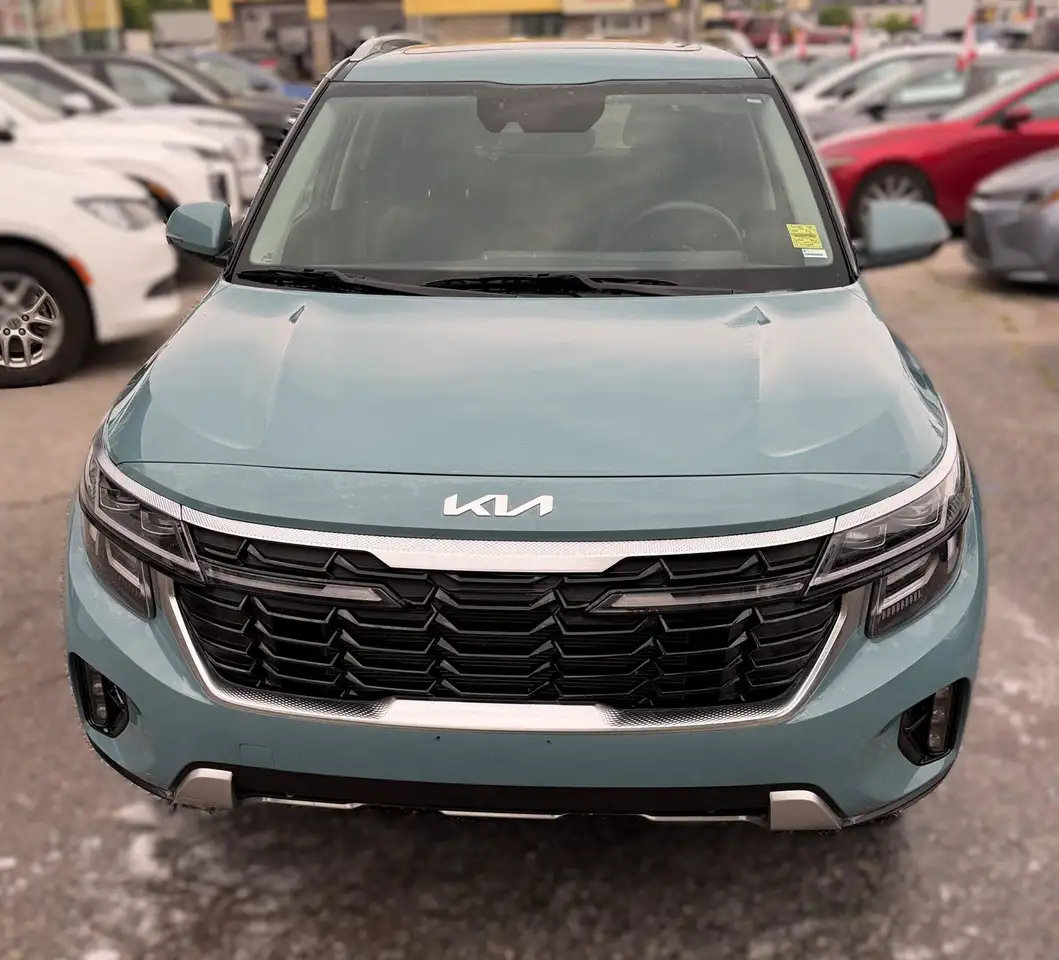 Kia Seltos photo Kia Seltos