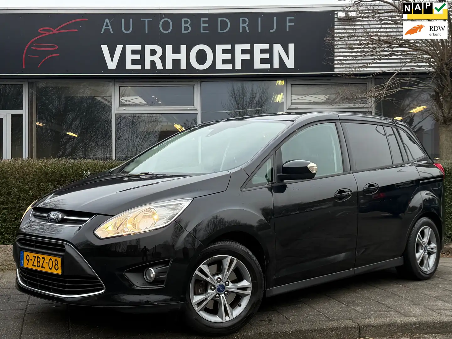 Ford Grand C-Max 1.0 Edition - CRUISE CONTR - PARK SENS - TREKHAAK Noir - 1