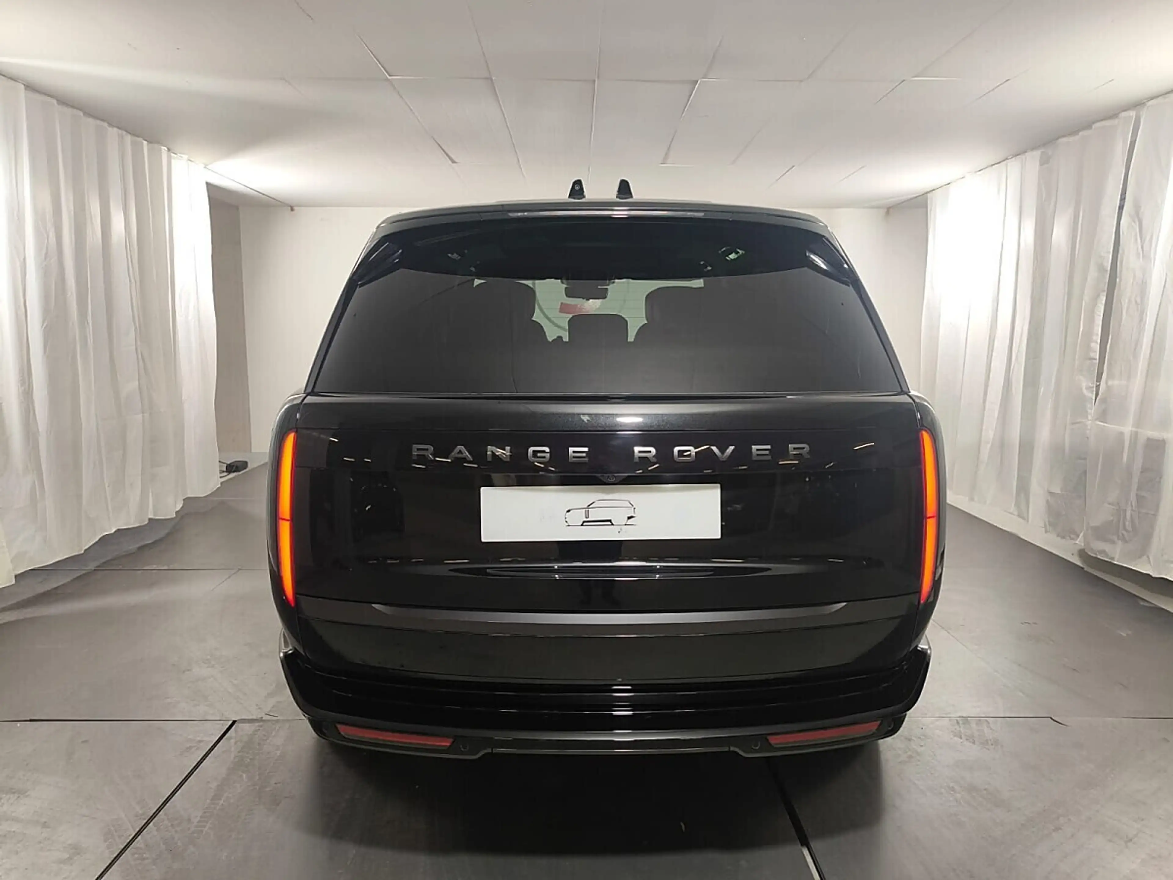 Land Rover Range Rover P460e PHEV AWD Autobiography Aut. — photo 7