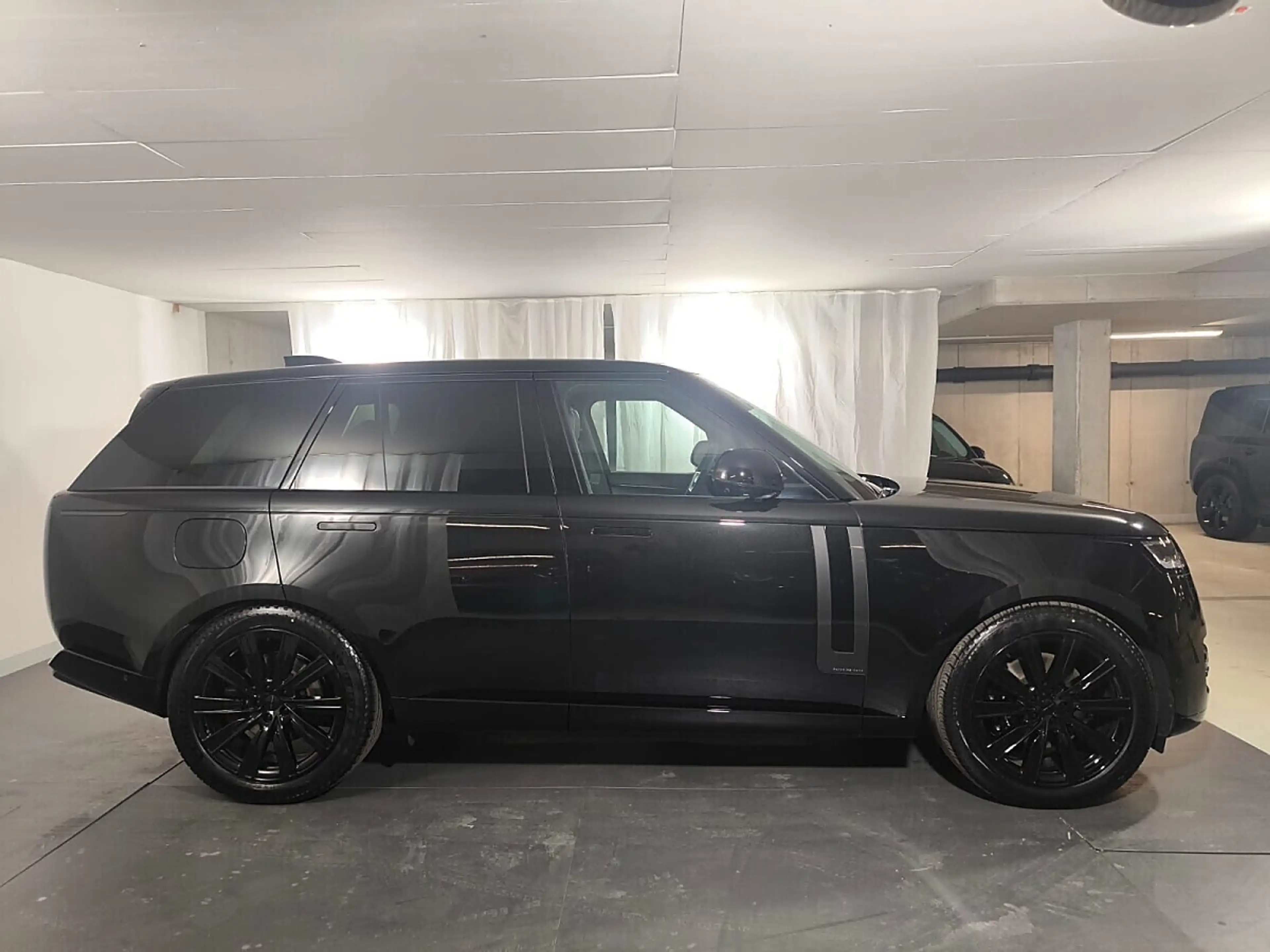 Land Rover Range Rover P460e PHEV AWD Autobiography Aut. — photo 5
