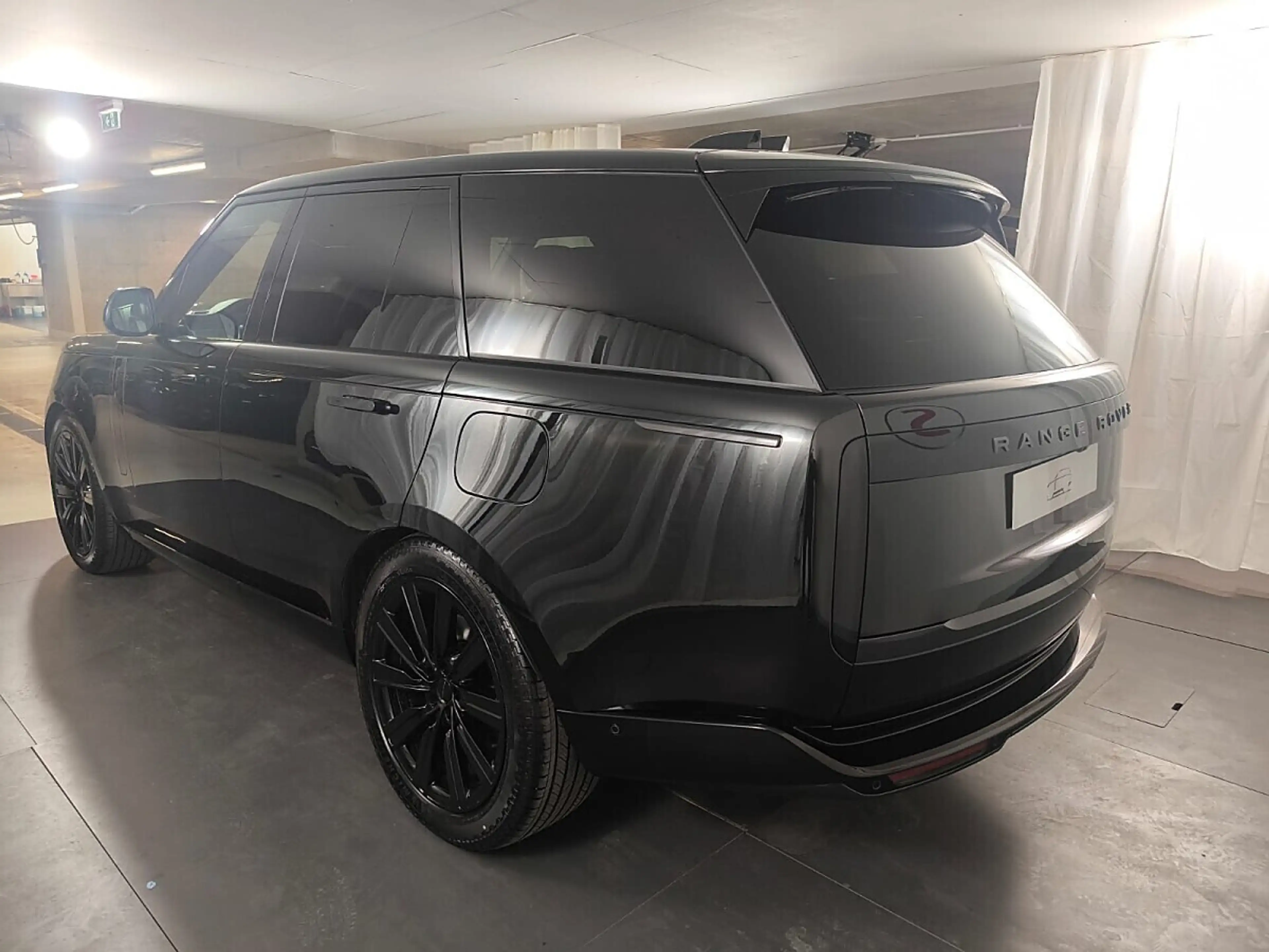 Land Rover Range Rover P460e PHEV AWD Autobiography Aut. — photo 6
