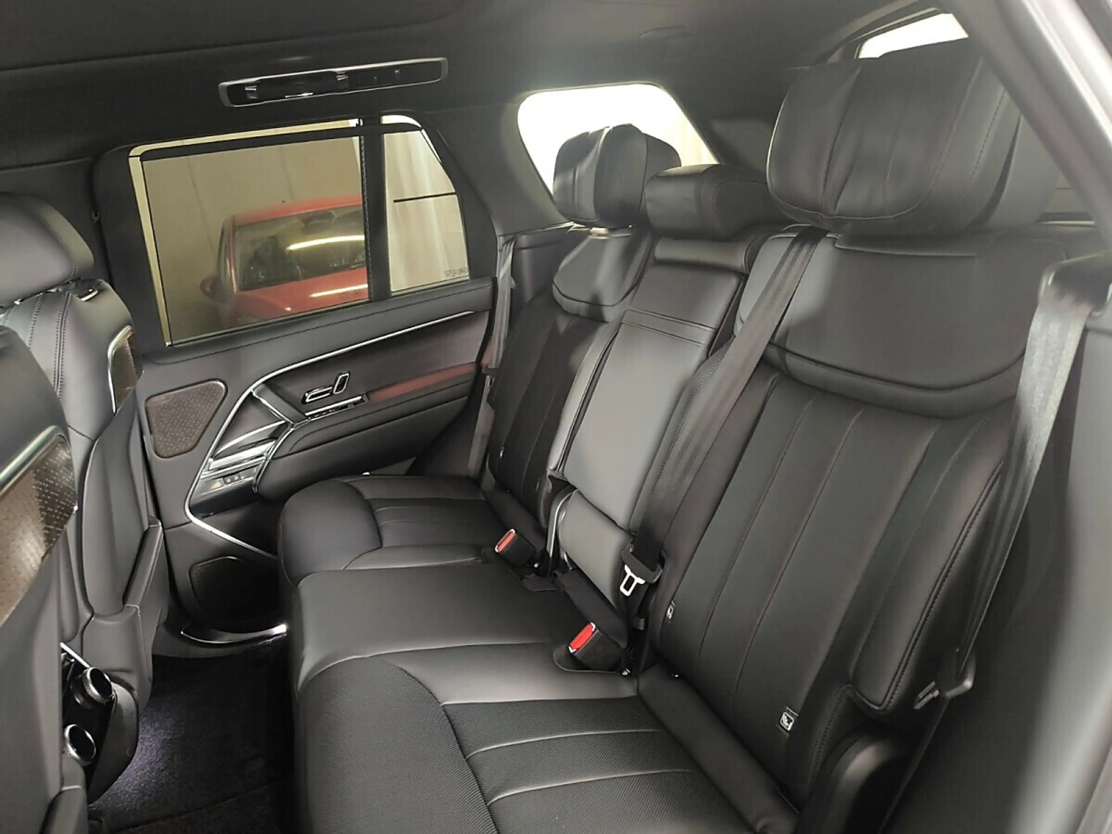 Land Rover Range Rover P460e PHEV AWD Autobiography Aut. — photo 13