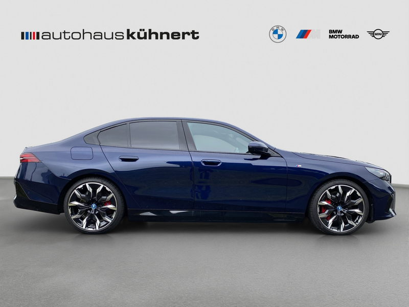 BMW 550 e xDrive Limousine ///M-Sport PRO Pano B&W Komfort — photo 11
