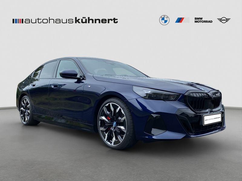 BMW 550 e xDrive Limousine ///M-Sport PRO Pano B&W Komfort — photo 12