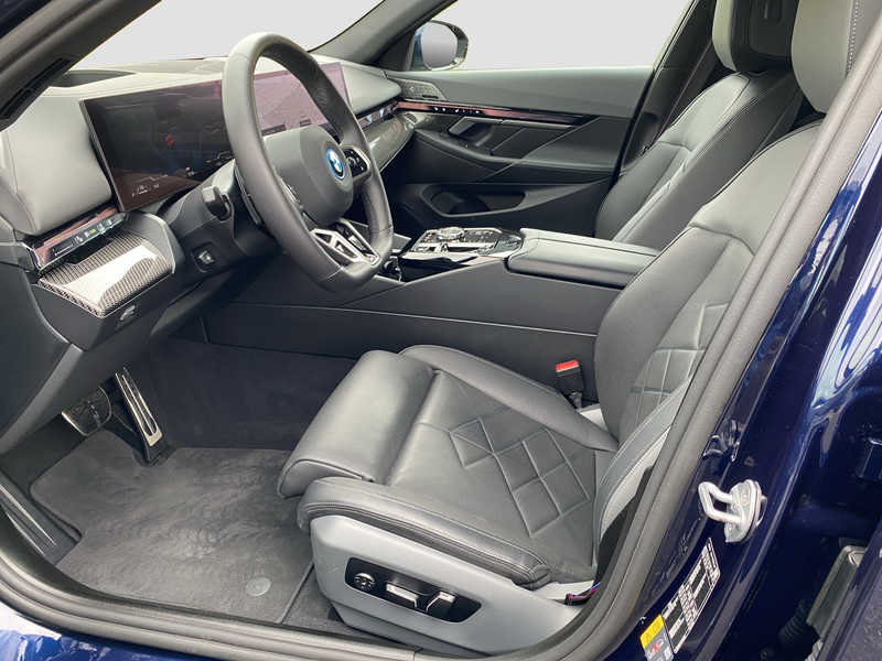 BMW 550 e xDrive Limousine ///M-Sport PRO Pano B&W Komfort — photo 14