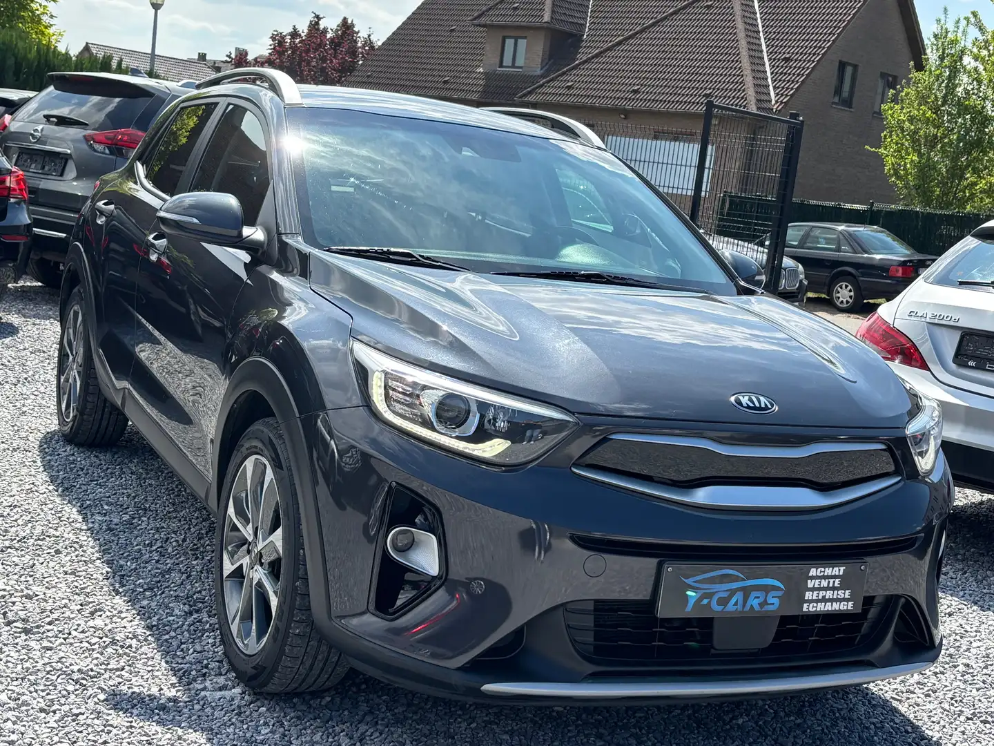 Kia Stonic 1.0T-GDI //NAVI// CAMERA,... Grijs - 1