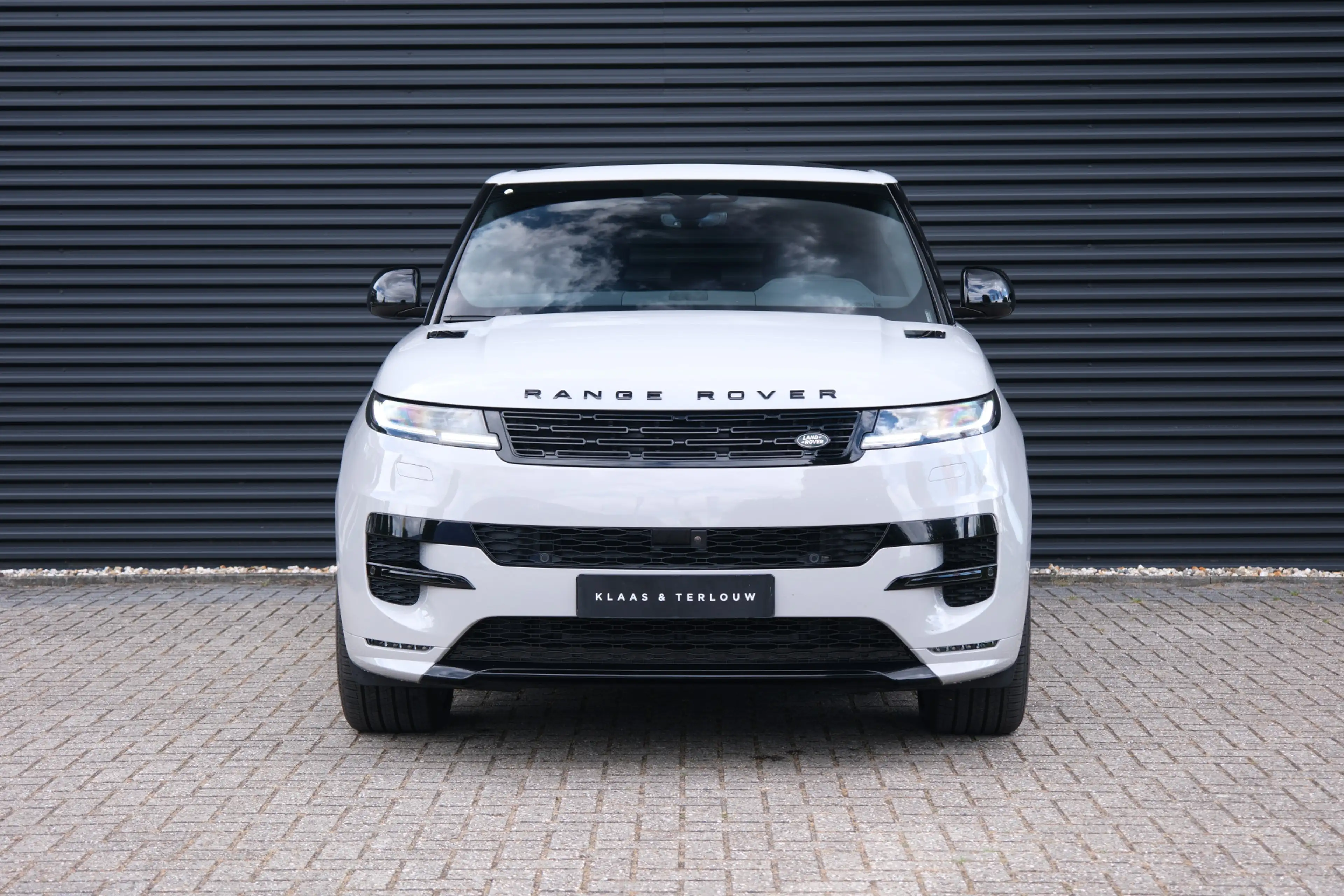 Land Rover Range Rover Sport 3.0 P460e Dynamic SE | NP € 136.823,- | Black Pack — photo 7