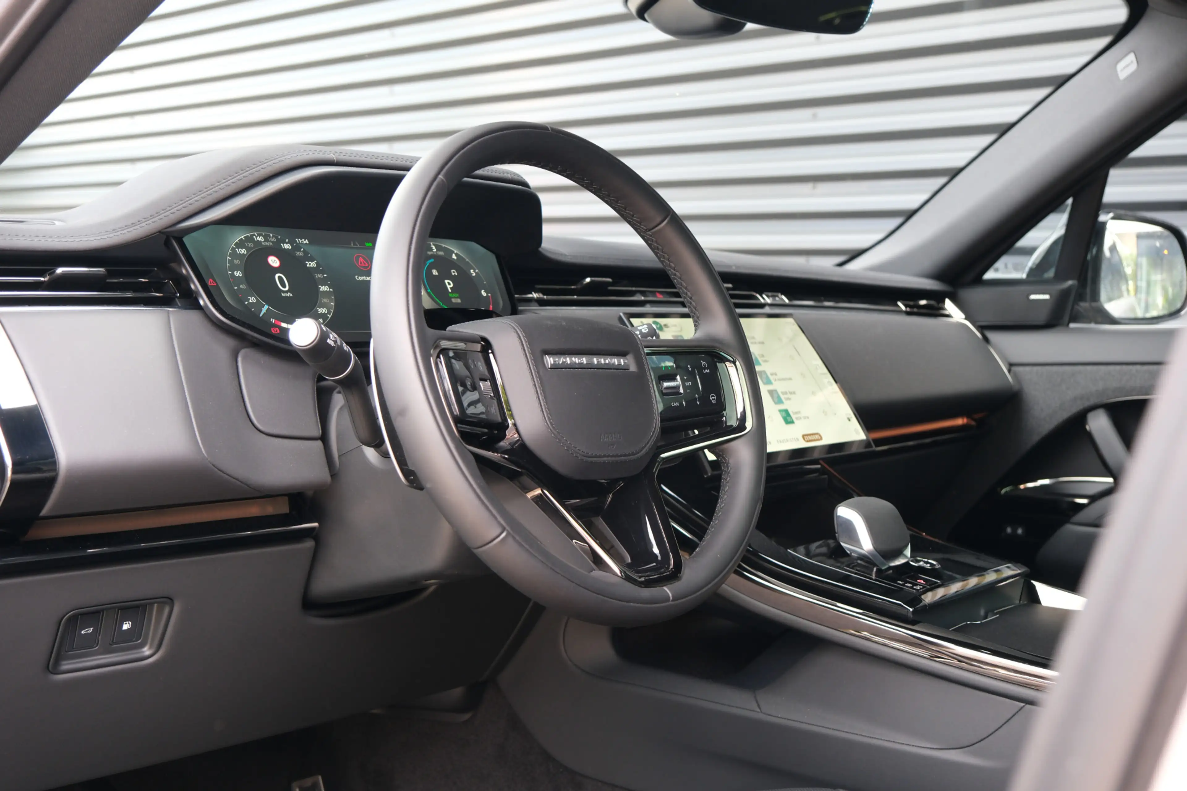 Land Rover Range Rover Sport 3.0 P460e Dynamic SE | NP € 136.823,- | Black Pack — photo 13