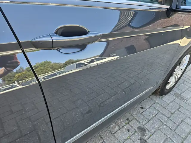 Volkswagen Tiguan view 29