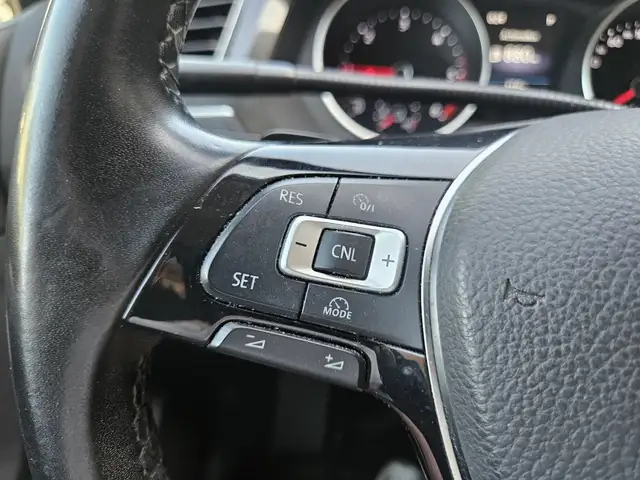 Volkswagen Tiguan view 15