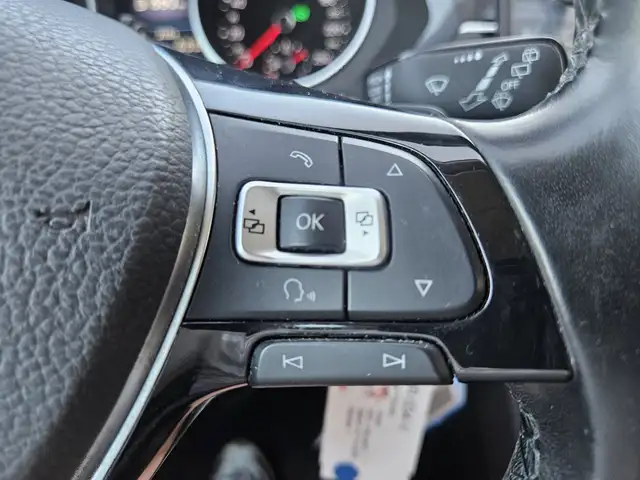 Volkswagen Tiguan view 14