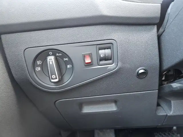 Volkswagen Tiguan view 17