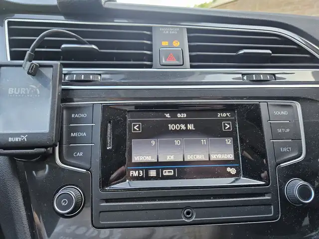 Volkswagen Tiguan view 8