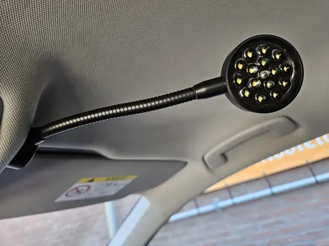 Volkswagen Tiguan view 16