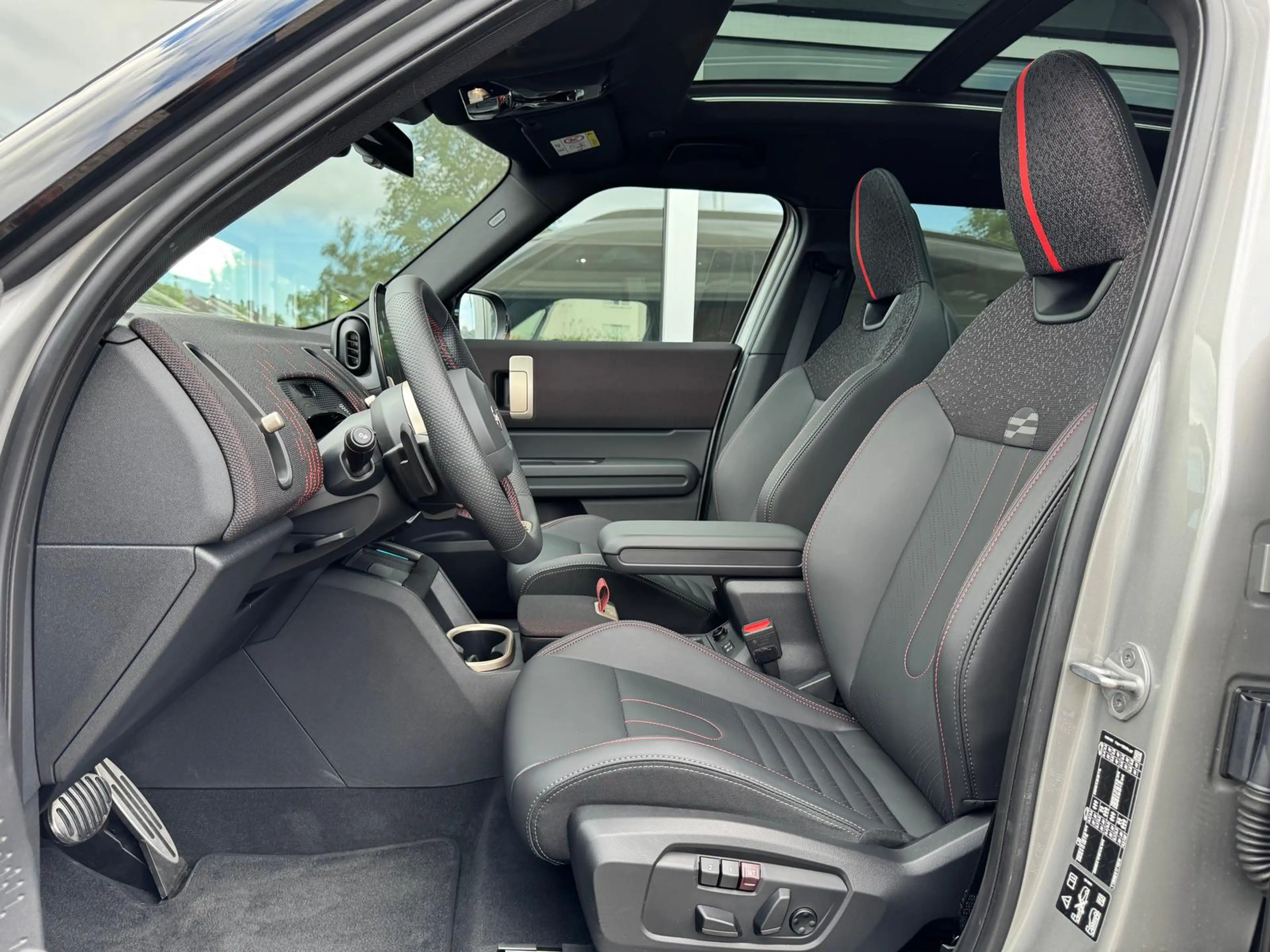 MINI John Cooper Works Countryman Countryman John Cooper Works ALL4*PANO*H&K*360°K — photo 9