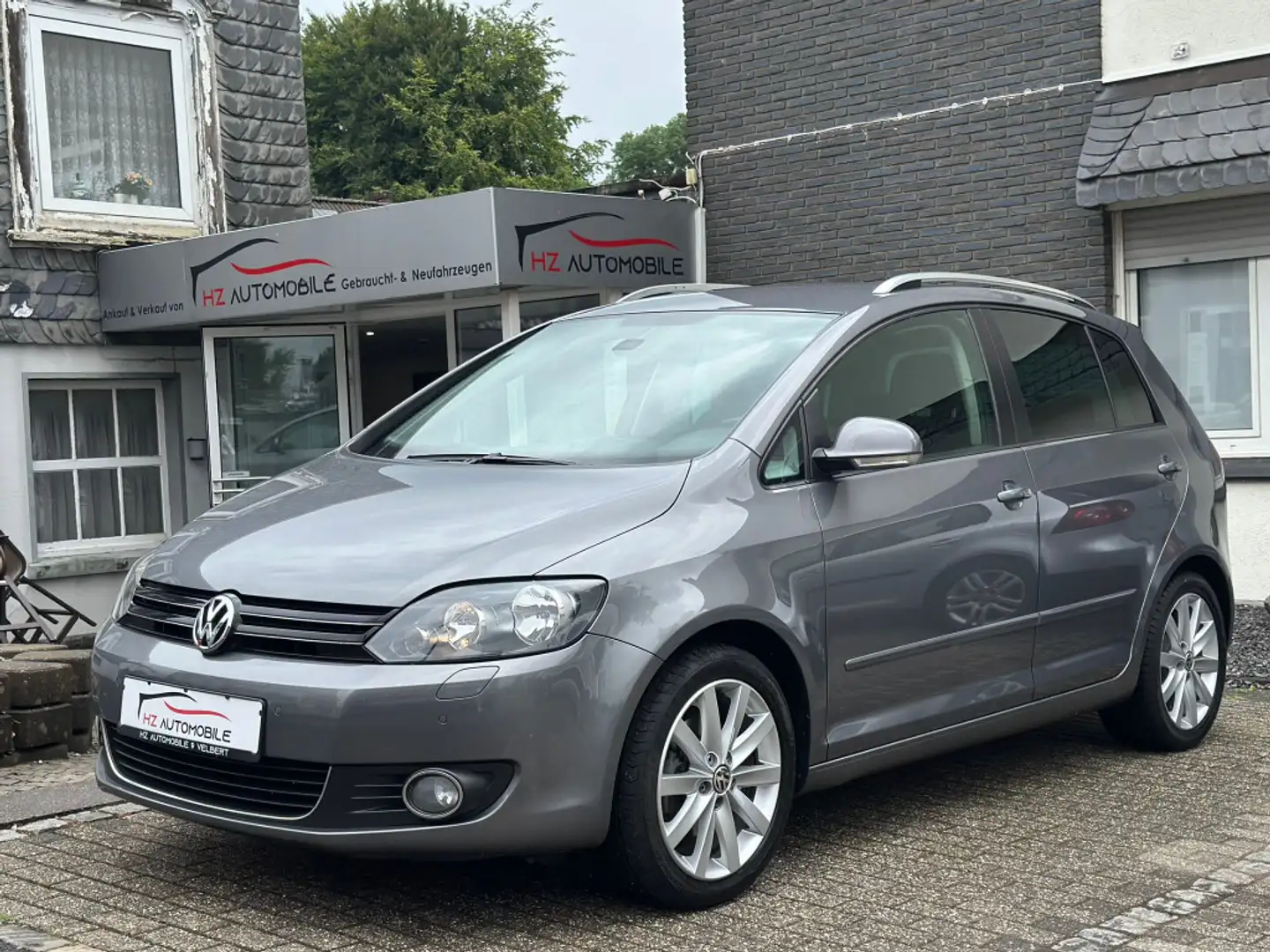 Volkswagen Golf Plus 1.4 Highline*1.HAND*AUTOMATIK*TEMP*SHZ Grau - 1