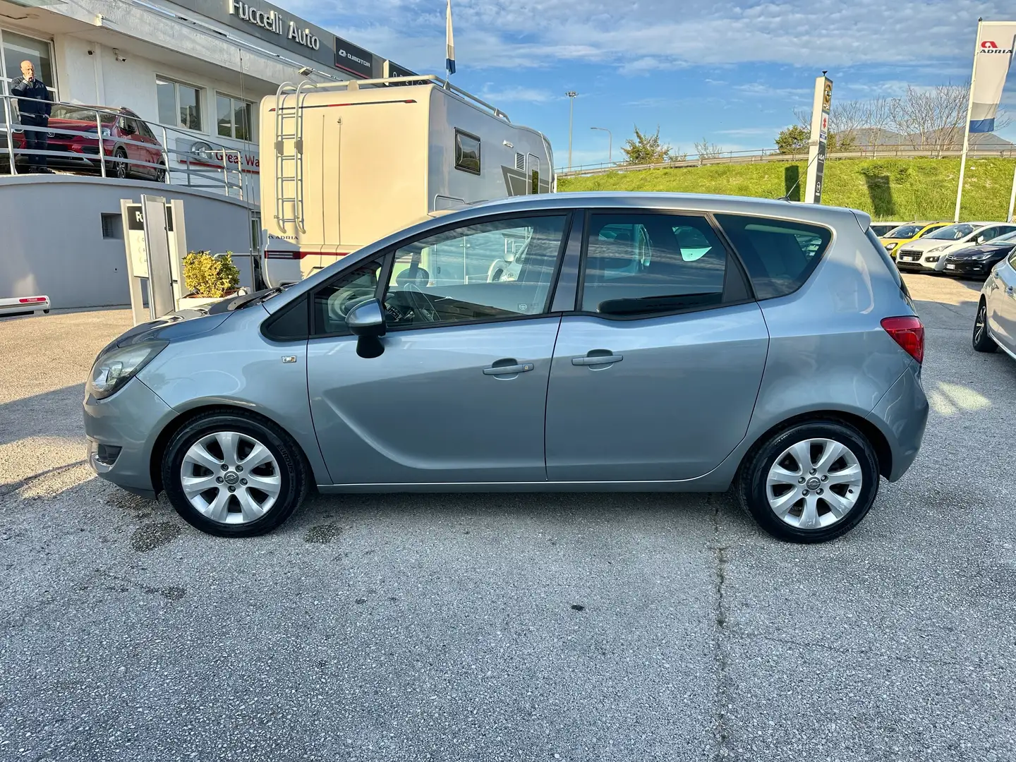 Opel Meriva MOTORE NUOVO 1.3 cdti NEO P. Cosmo 95cv Grigio - 2