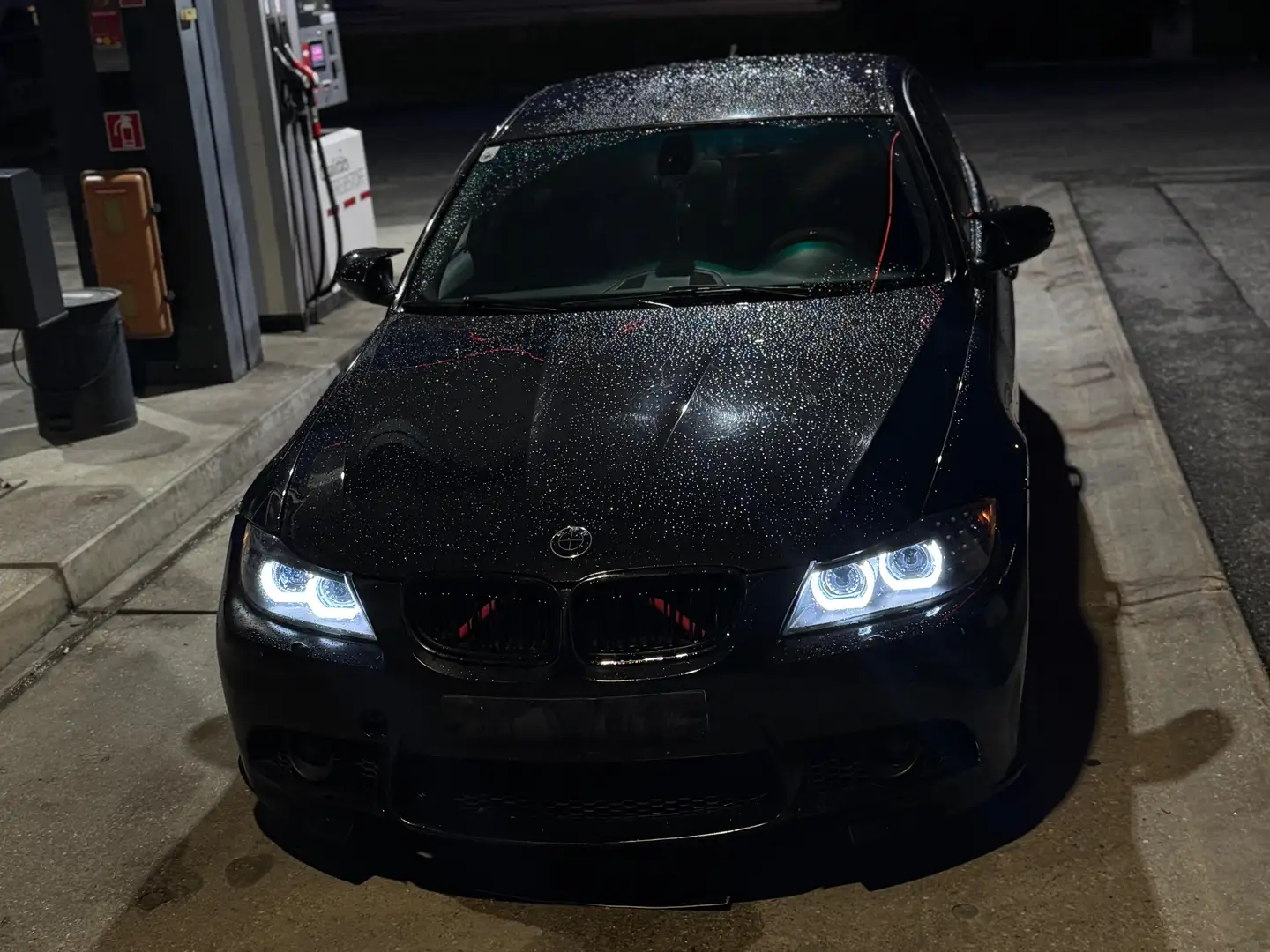 BMW 116 116d Schwarz - 1