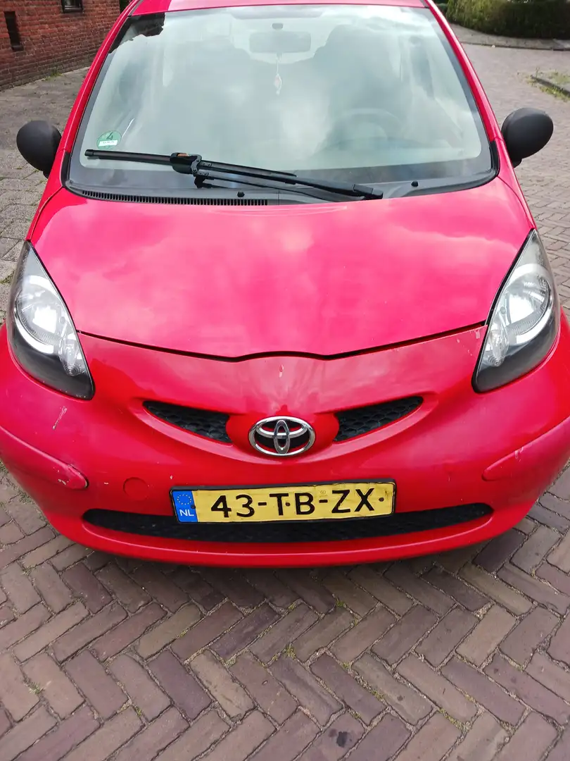 Toyota Aygo Aygo 1.0-12V Piros - 1