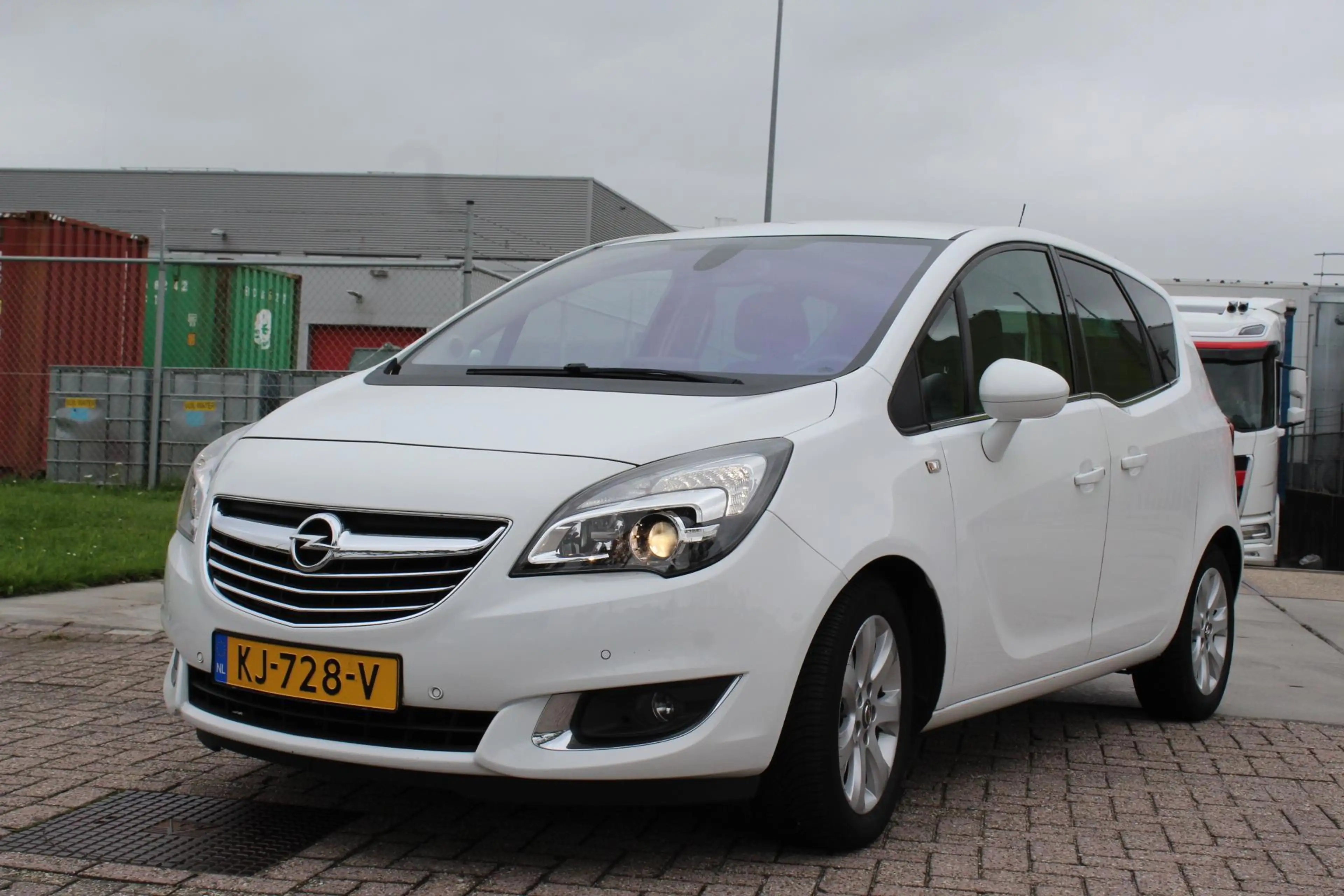 Opel Meriva 1.4 Turbo Blitz CAMERA MULTIMEDIA CLIMA TREKHAAK V — photo 3