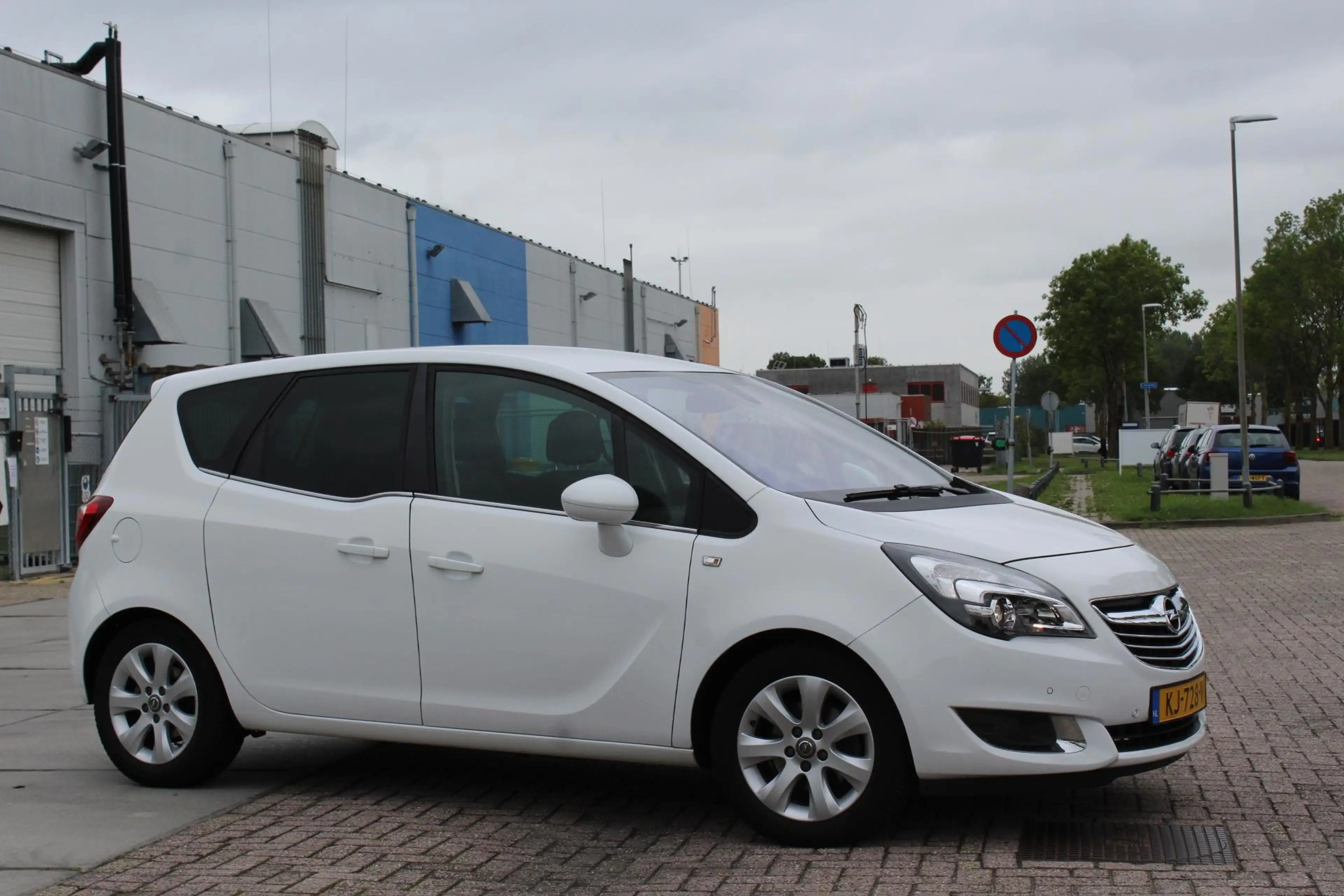 Opel Meriva 1.4 Turbo Blitz CAMERA MULTIMEDIA CLIMA TREKHAAK V — photo 32