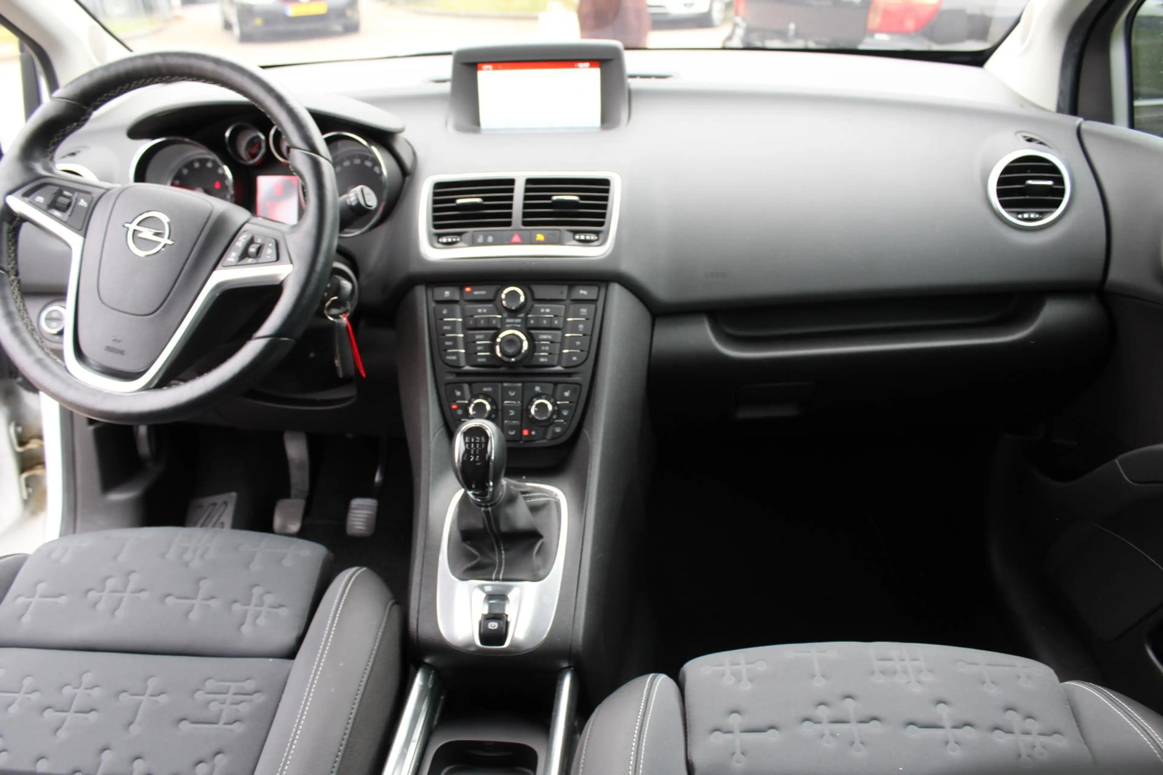 Opel Meriva 1.4 Turbo Blitz CAMERA MULTIMEDIA CLIMA TREKHAAK V — photo 21