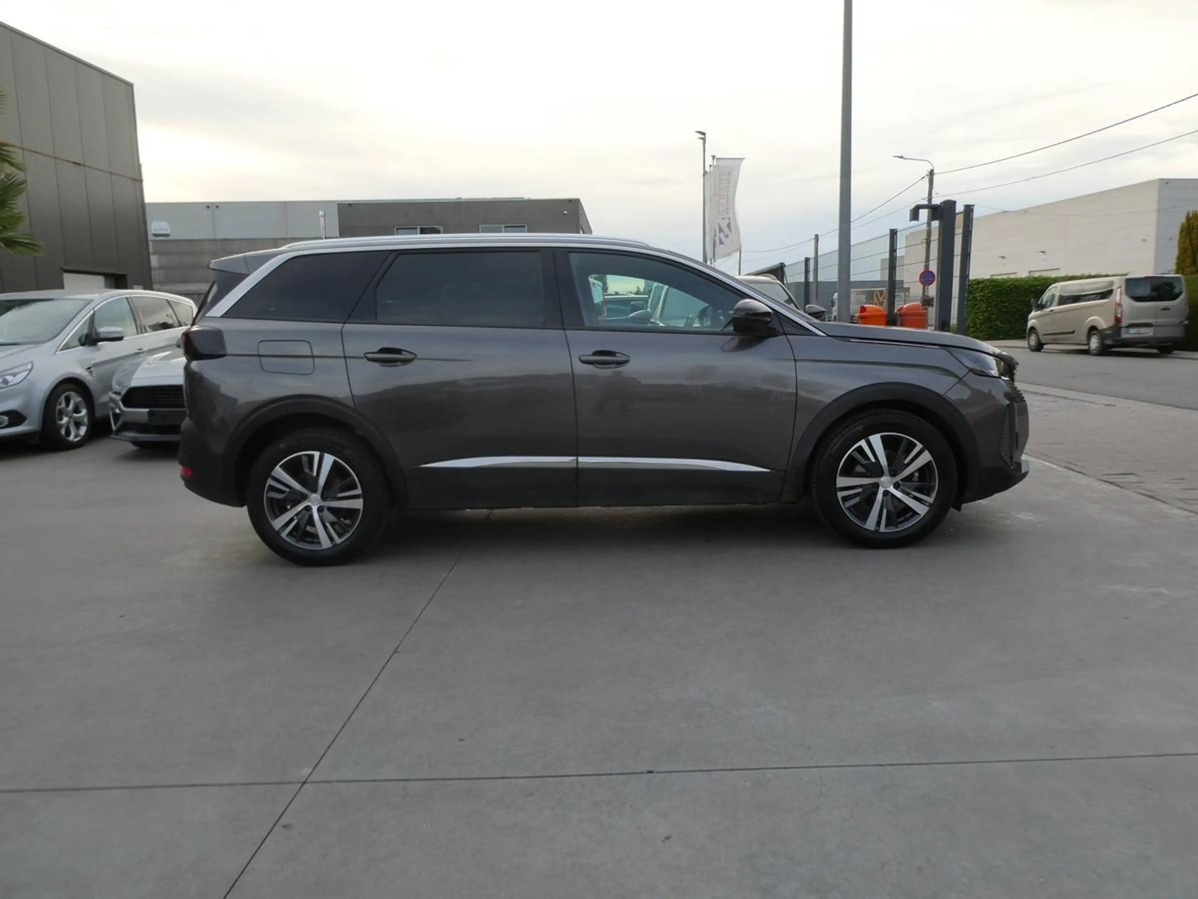 Peugeot 5008 1.2 i benzine 130pk Automaat Allure Camera BLIS '23 50000km (37818) — photo 7