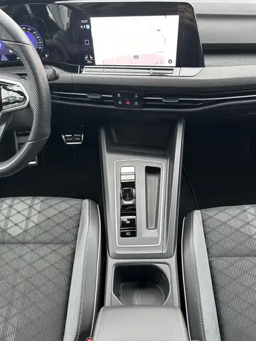 Volkswagen Golf view 12