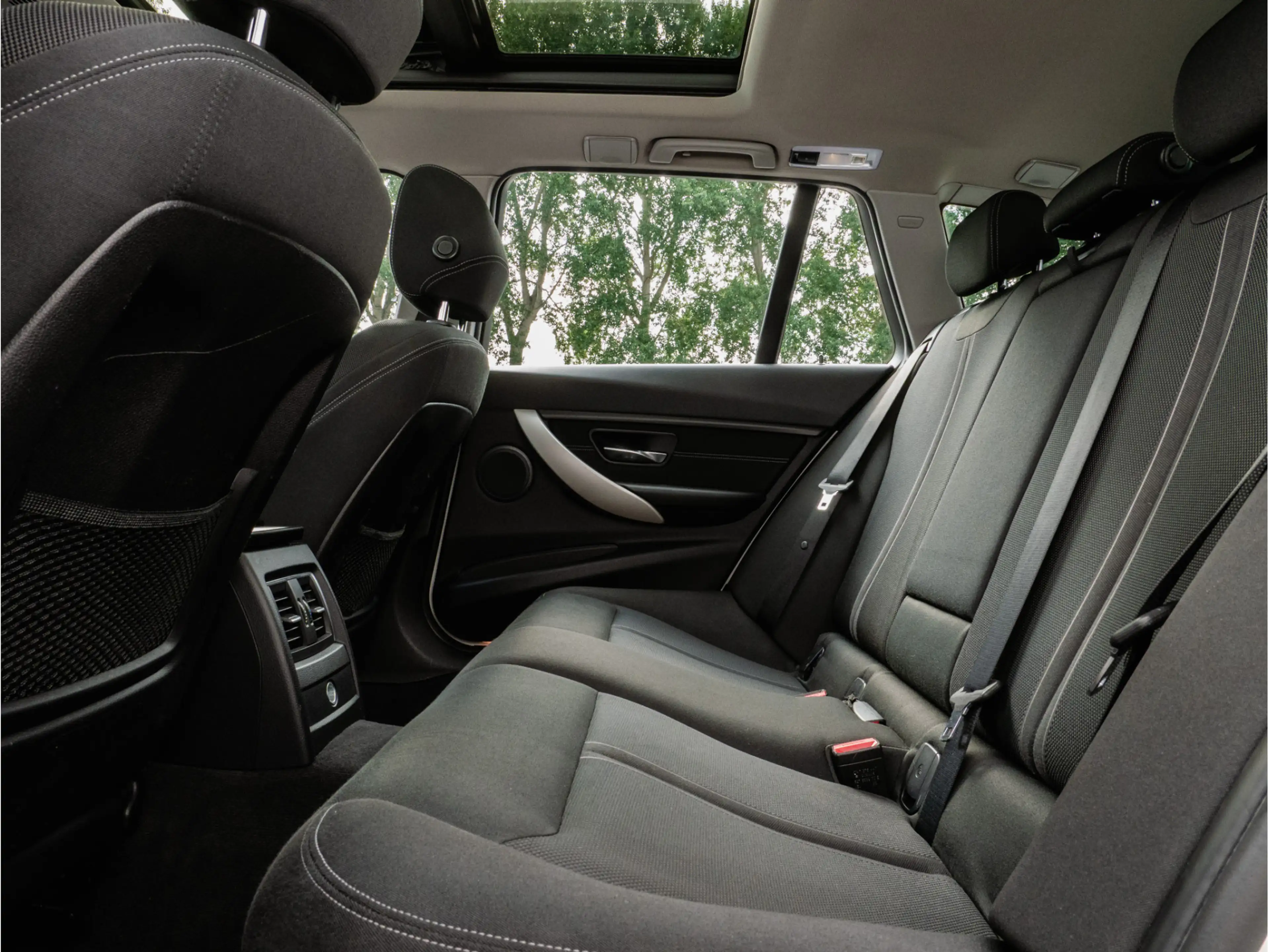 BMW 316 3-serie Touring 316d Corporate Lease Essential Ele — photo 14